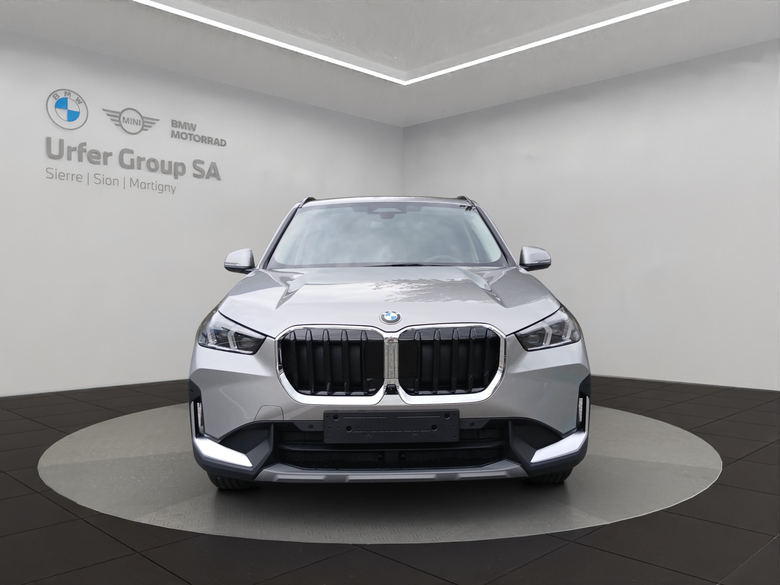 BMW X1 xDrive 20d 48V-image-6
