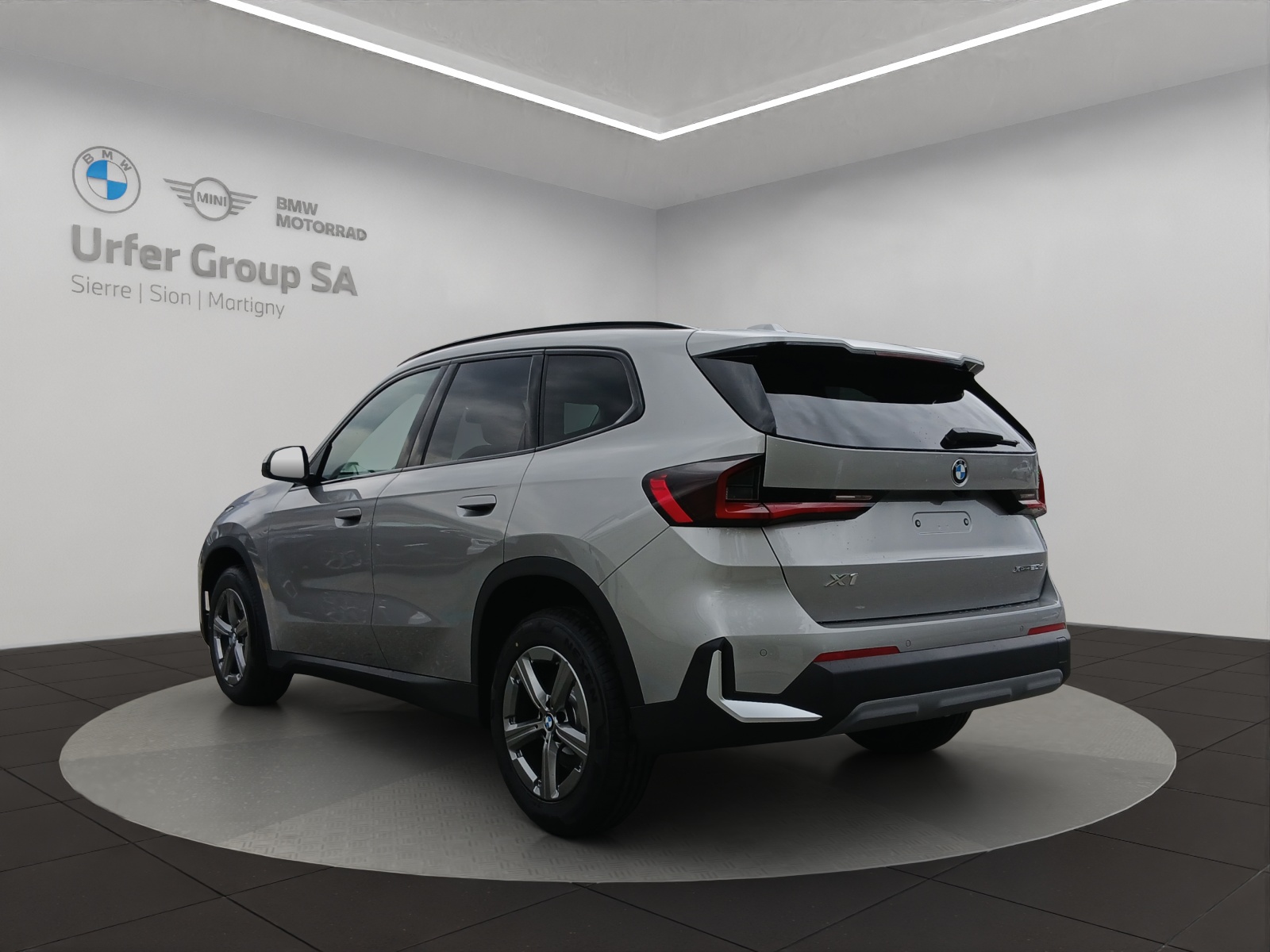 BMW X1 xDrive 20d 48V-image-2