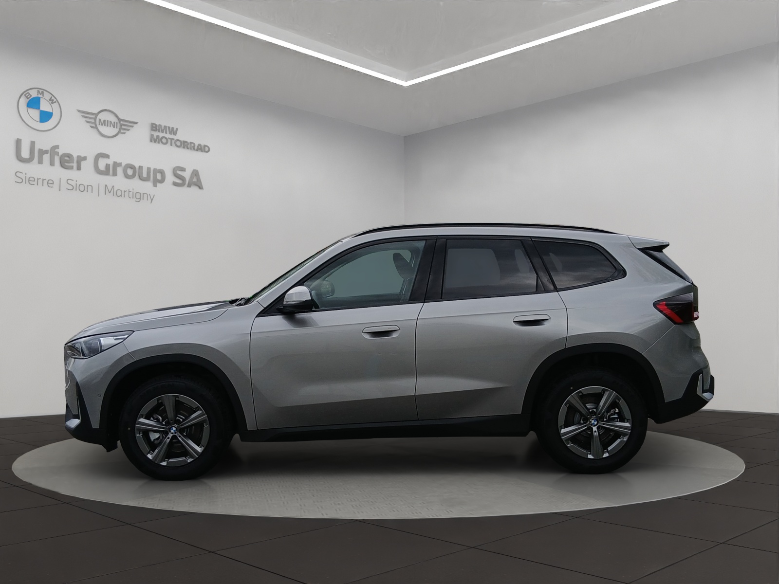 BMW X1 xDrive 20d 48V-image-1