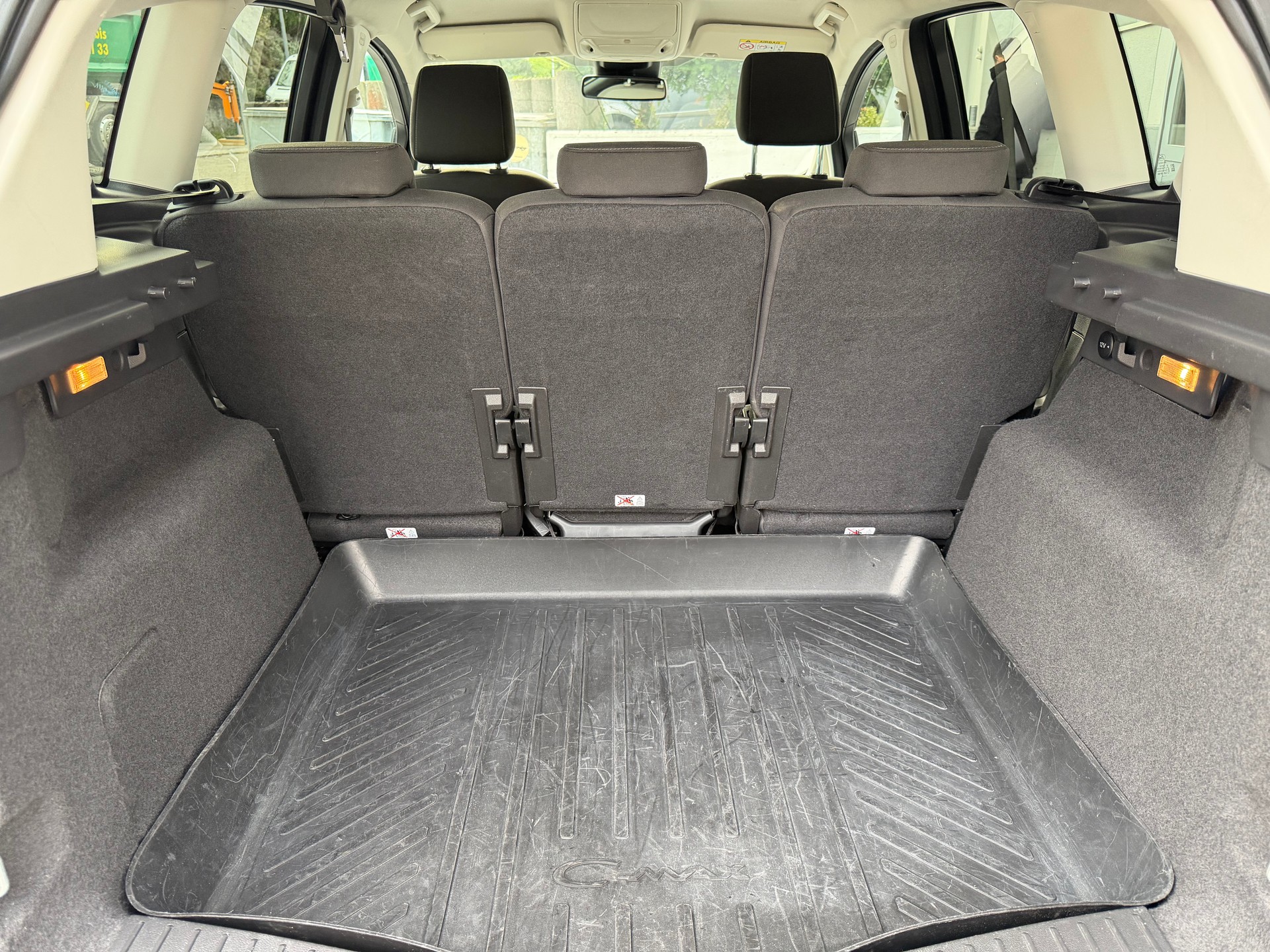 FORD C-Max 1.5 SCTi Titanium Automat-image-12
