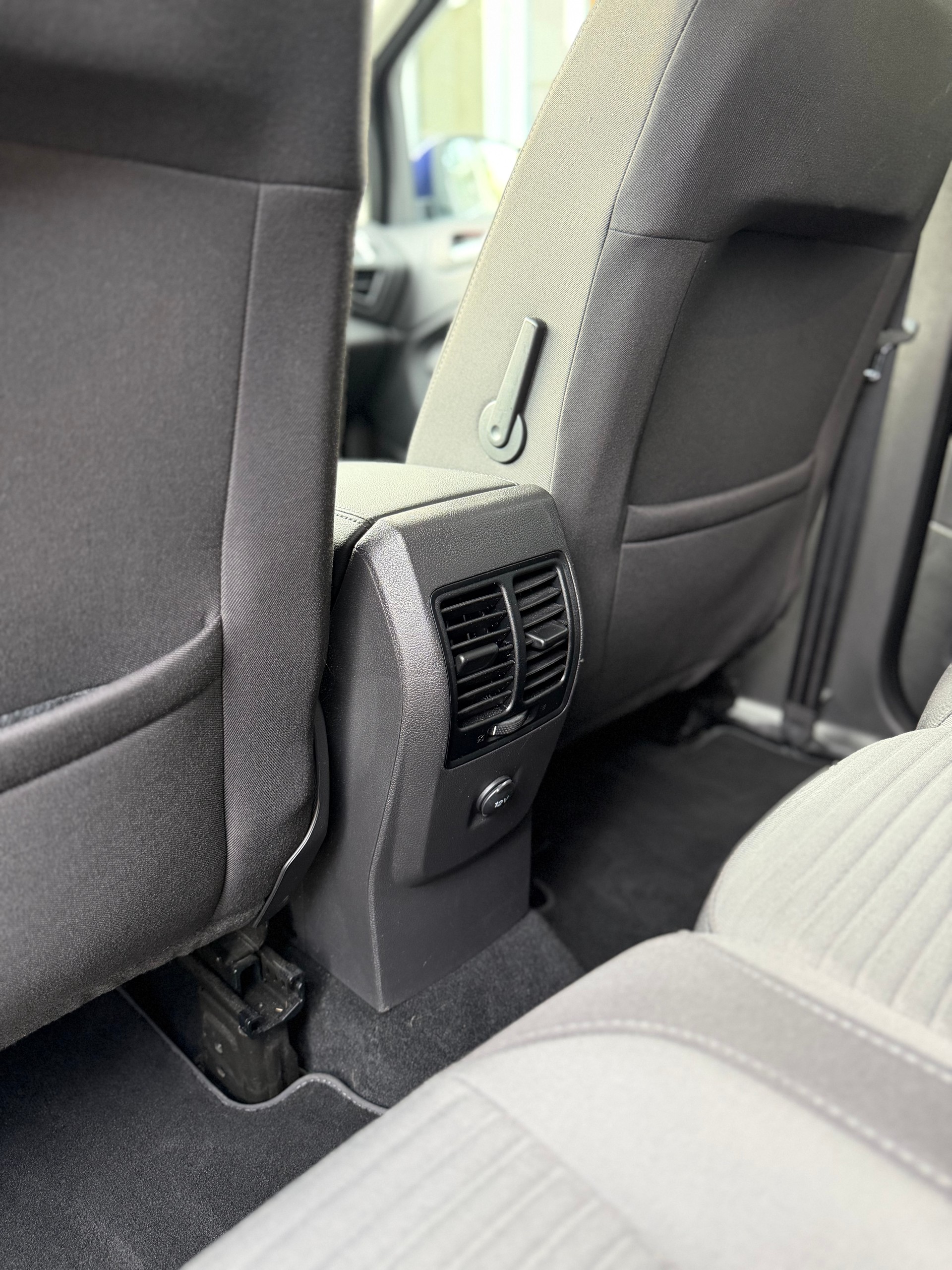 FORD C-Max 1.5 SCTi Titanium Automat-image-11