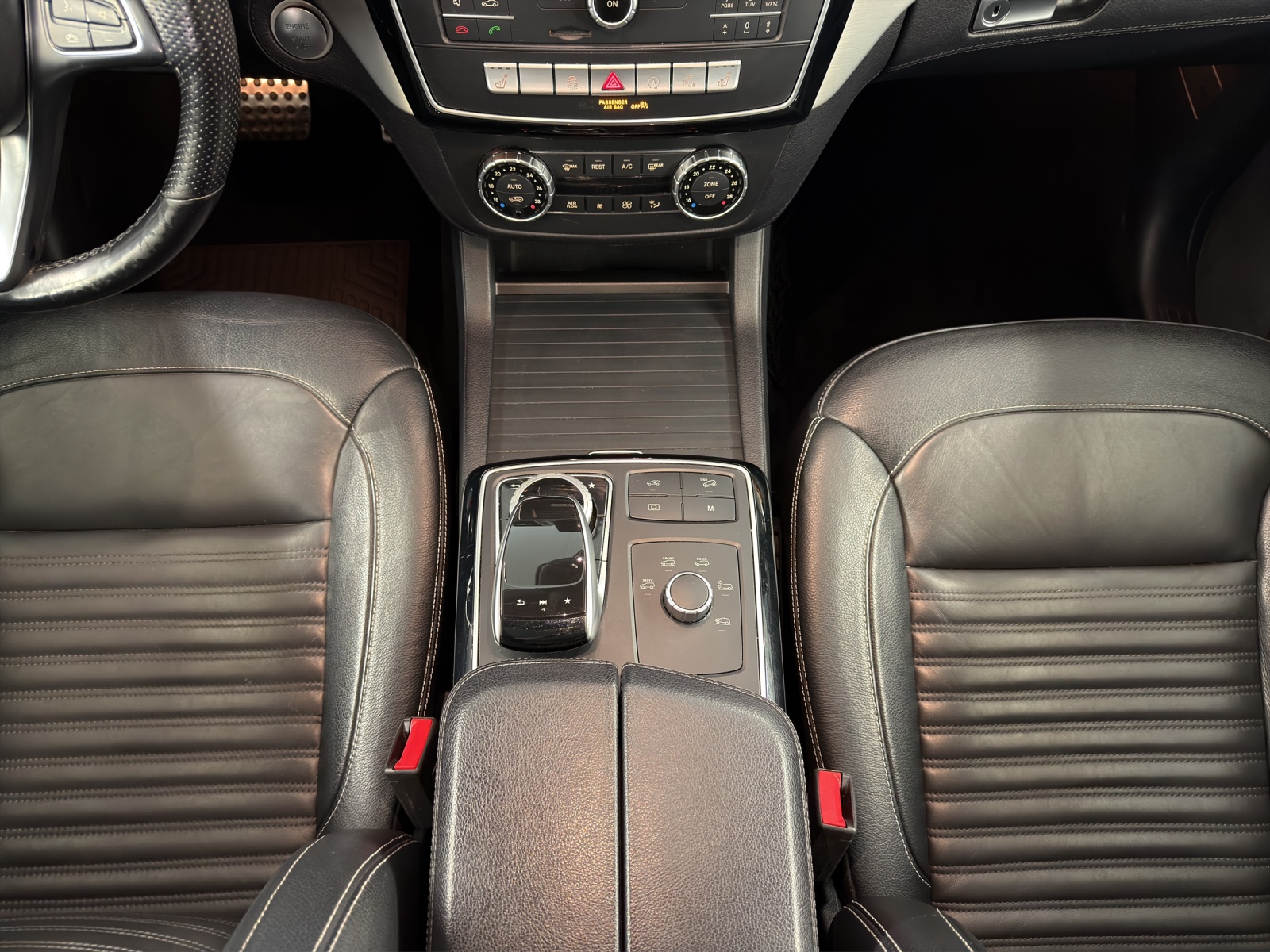 MERCEDES-BENZ GLS 350 d 4Matic-image-14