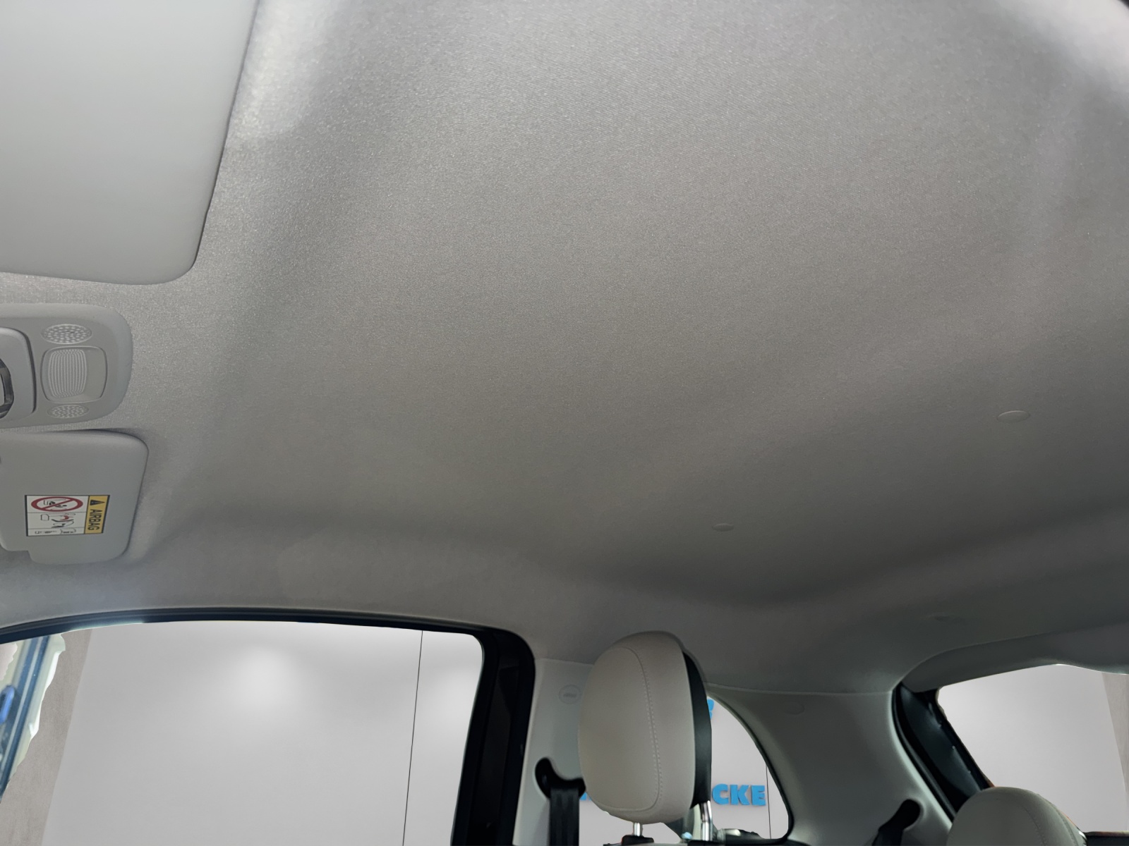 FIAT 500 La Prima-image-14