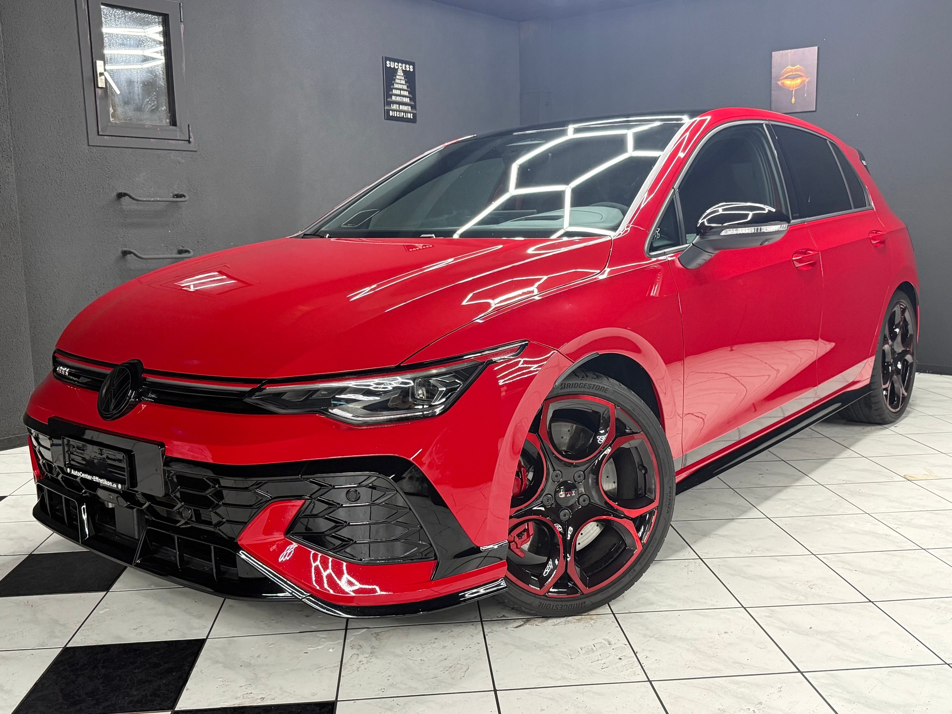 VW Golf 2.0 TSI GTI Edition 50 DSG-image-1