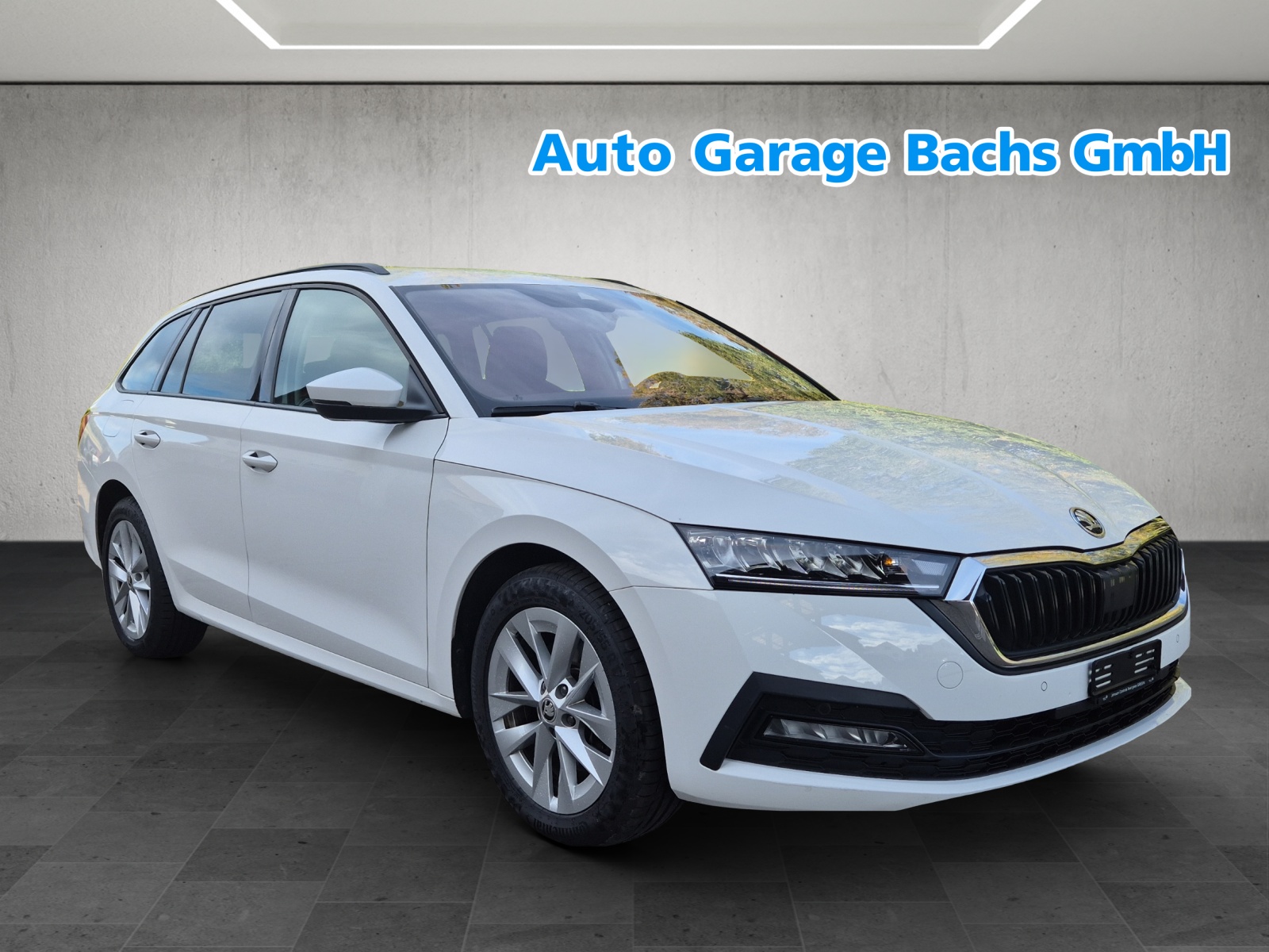 SKODA Octavia Combi 1.4 TSI PHEV DSG Ambition*Frisch ab MFK & Service*-image-0