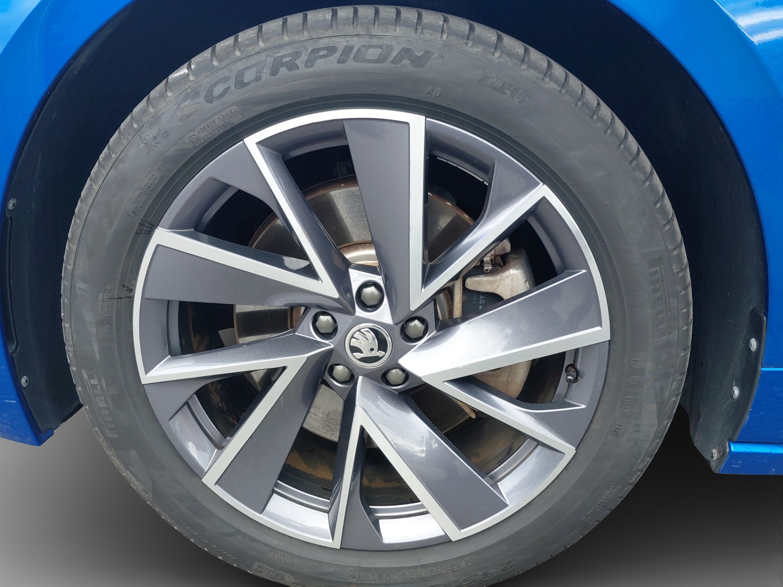 SKODA Enyaq iV 80 SportLine-image-14