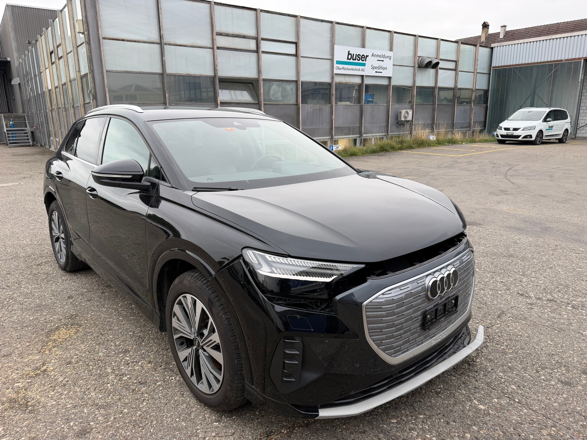 AUDI Q4 e-tron 35-image-1
