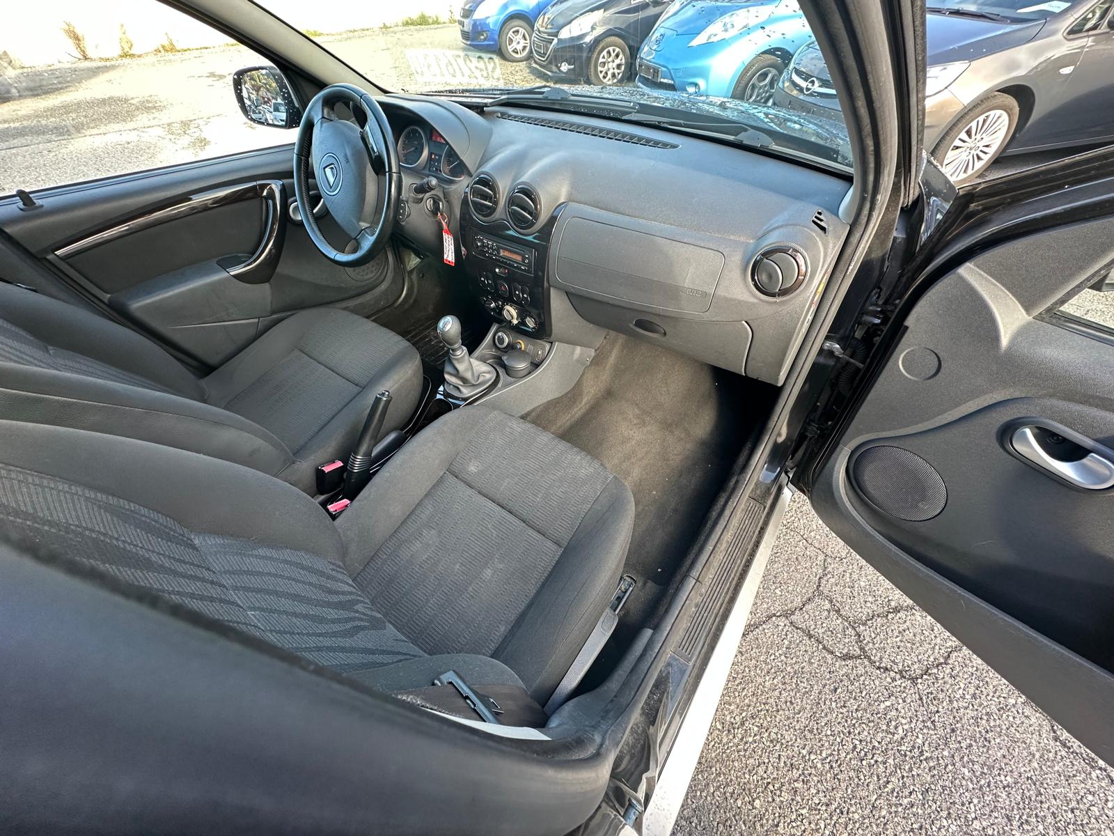 DACIA Duster 1.6 4x4-image-8