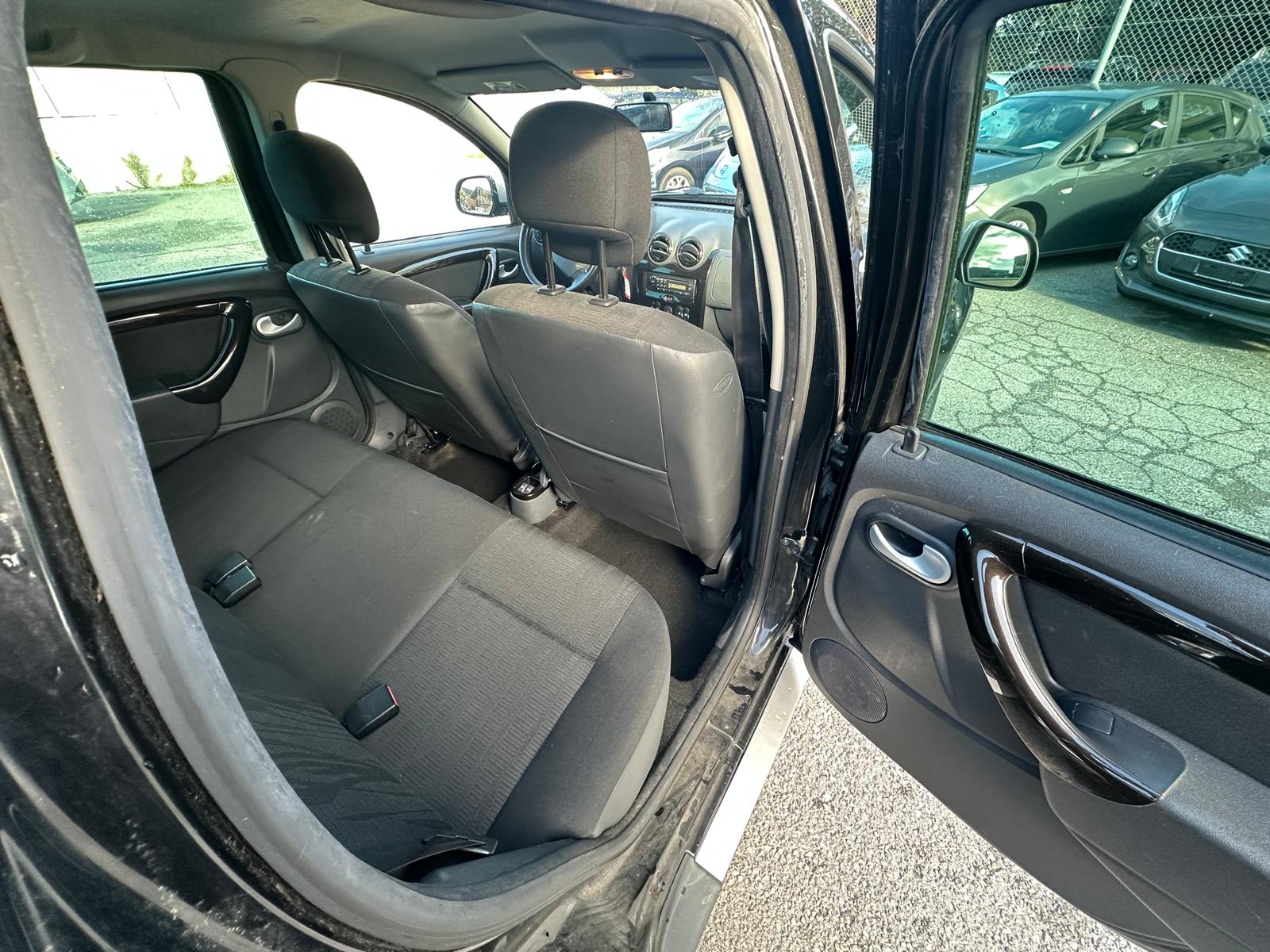 DACIA Duster 1.6 4x4-image-10