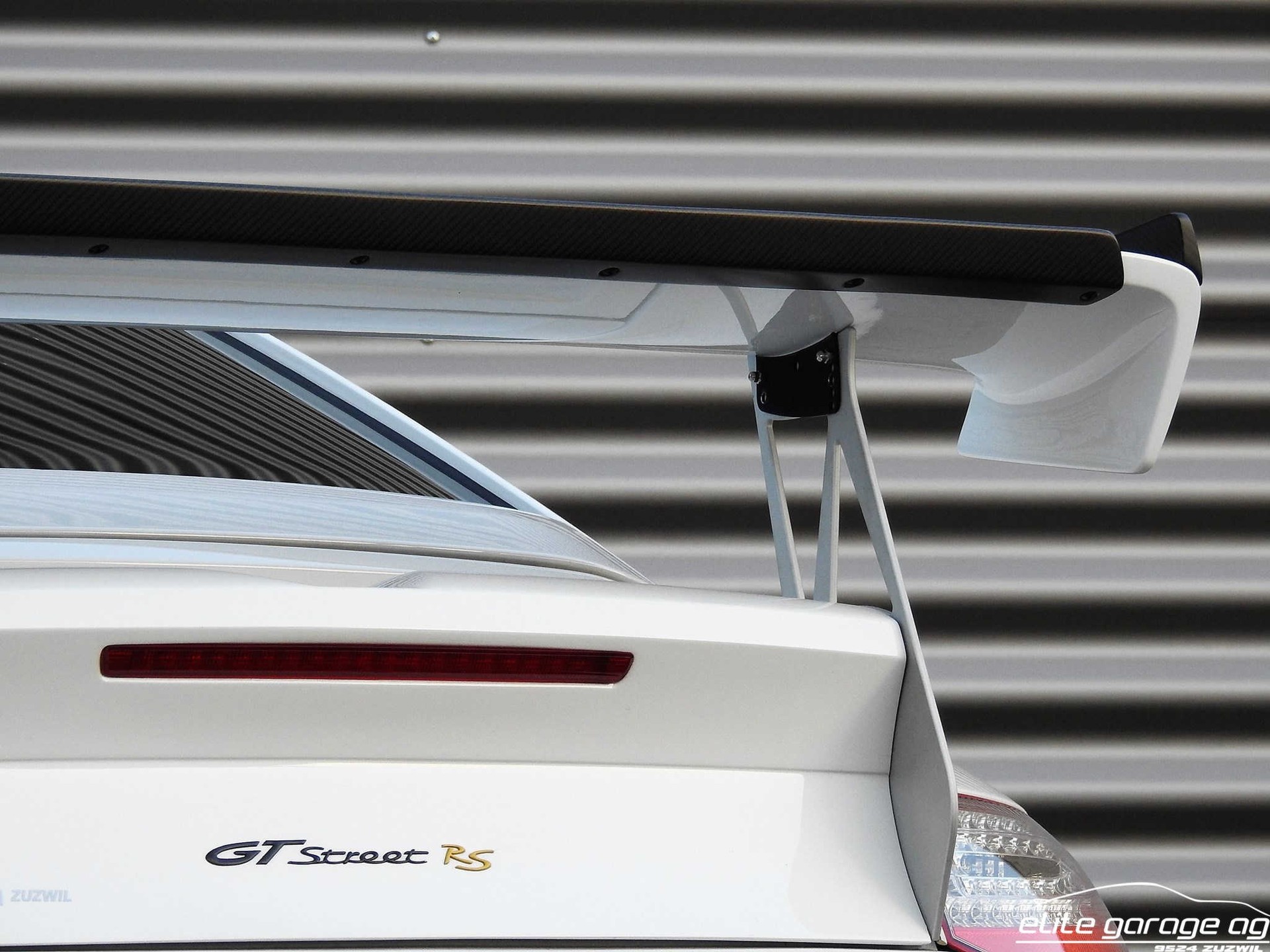 PORSCHE 911 GT2 TECHART GT STREET RS-image-5