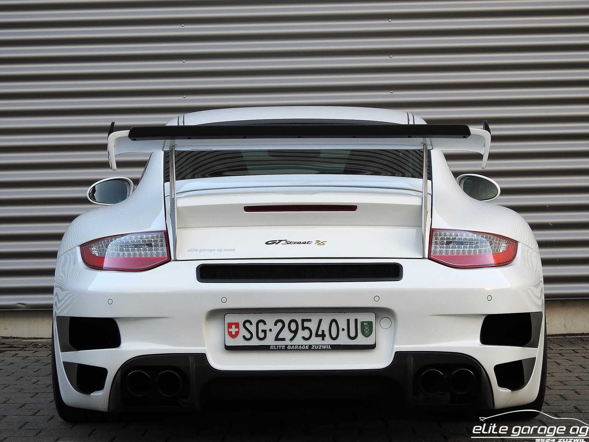 PORSCHE 911 GT2 TECHART GT STREET RS-image-3