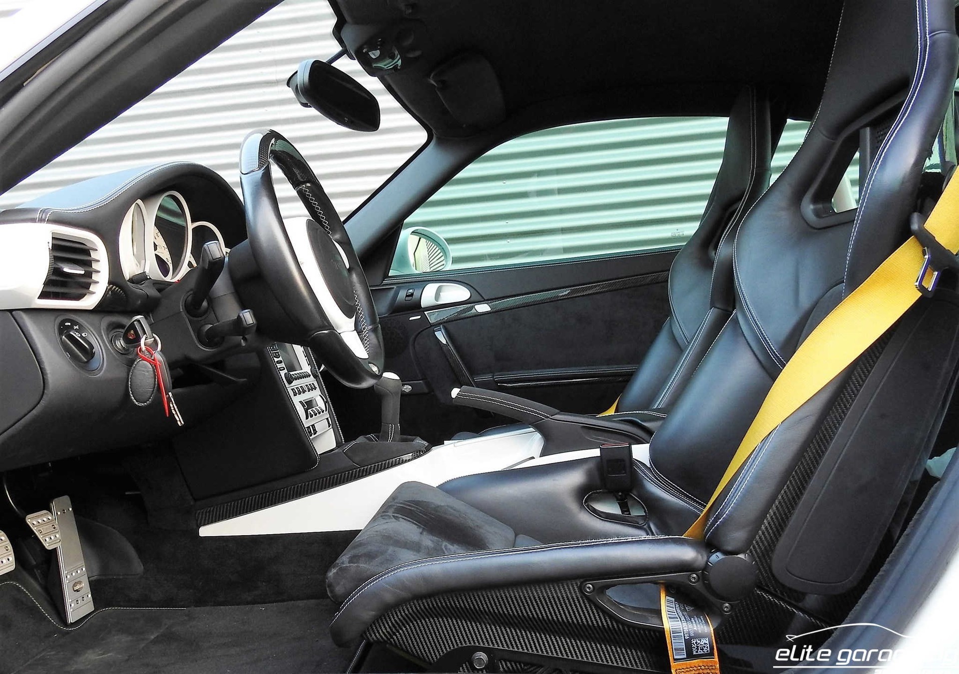 PORSCHE 911 GT2 TECHART GT STREET RS-image-11