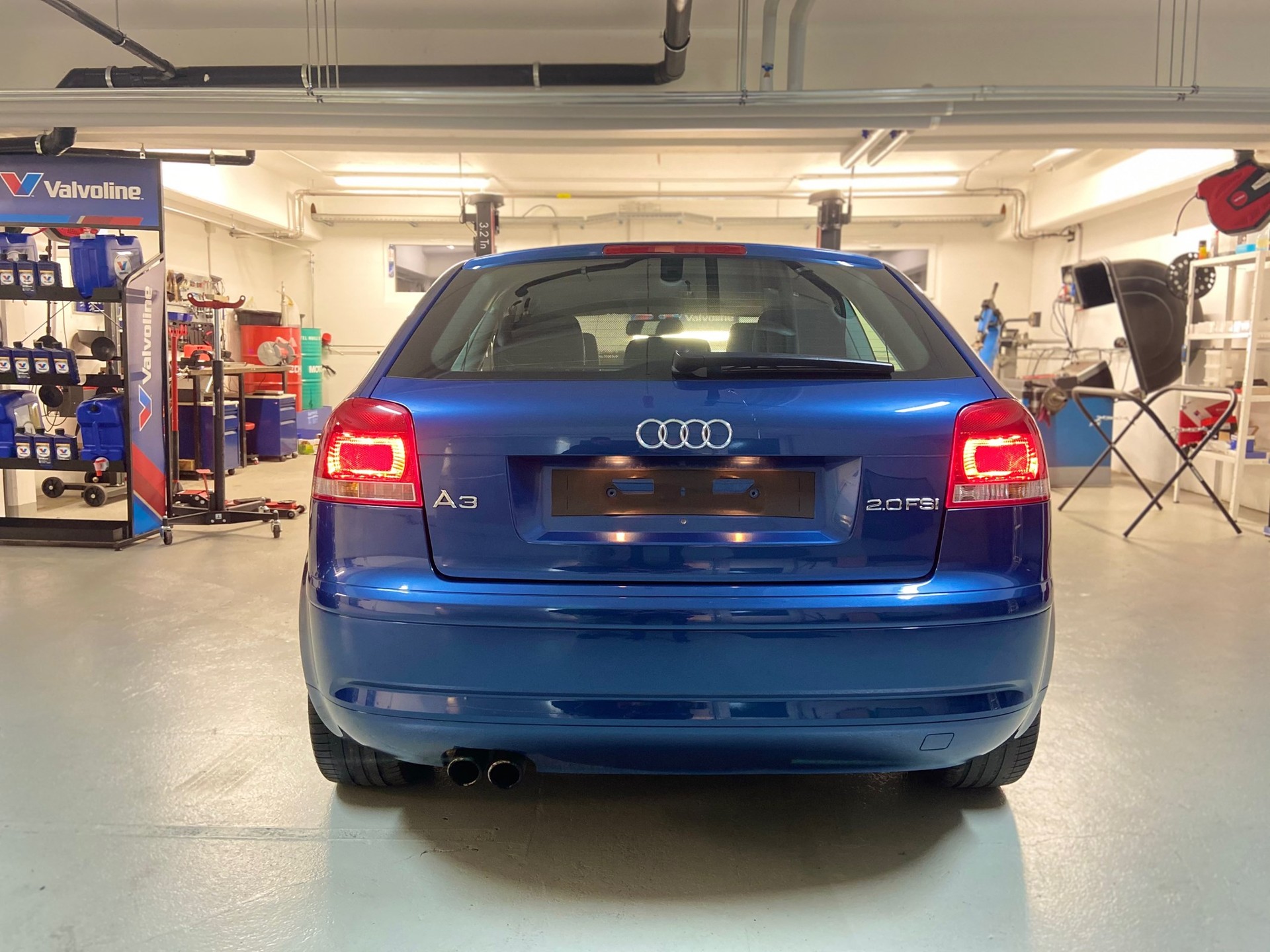 AUDI A3 2.0 FSI Ambiente-image-1