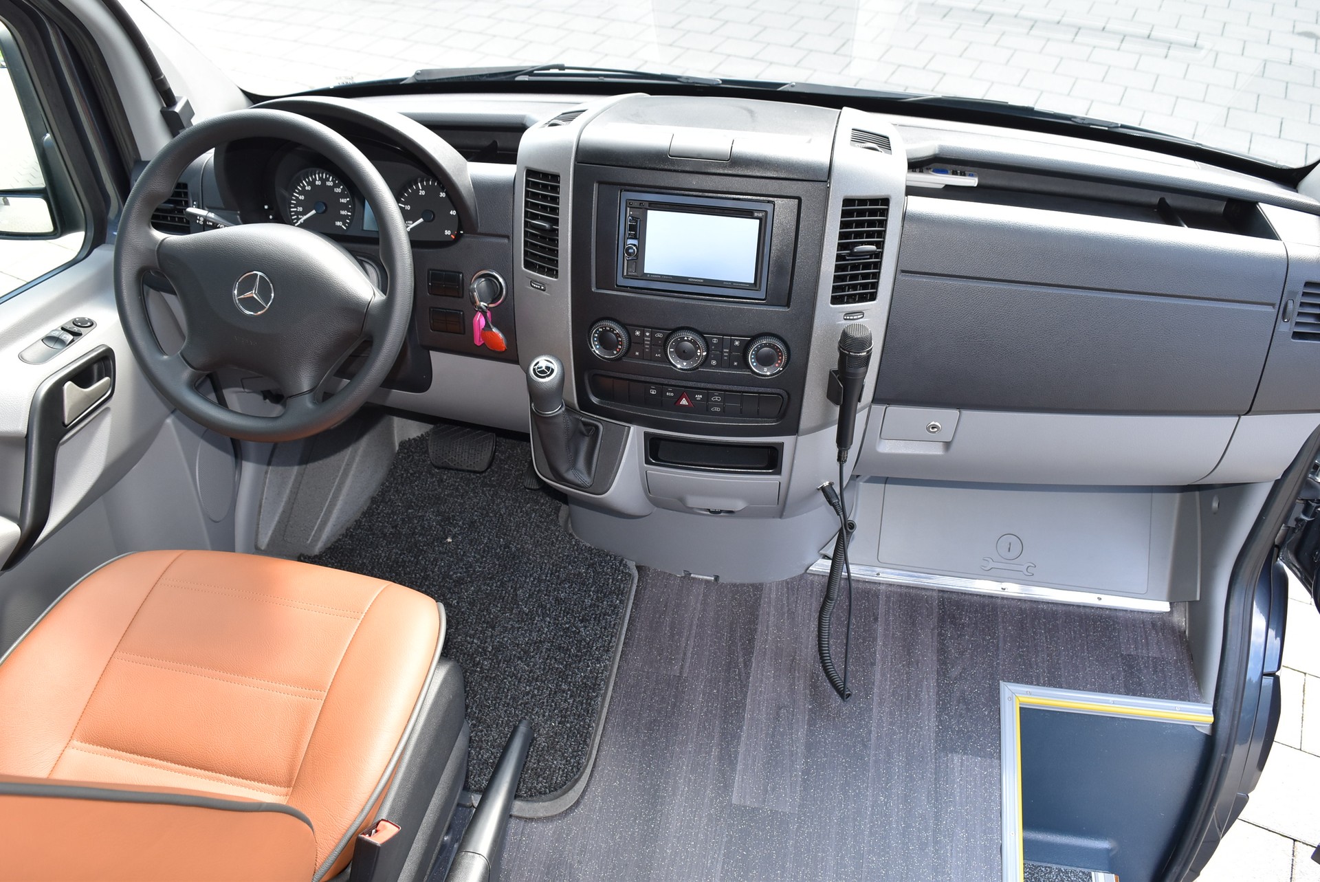 MERCEDES-BENZ Sprinter 316 Cabriobus (B27)-image-5