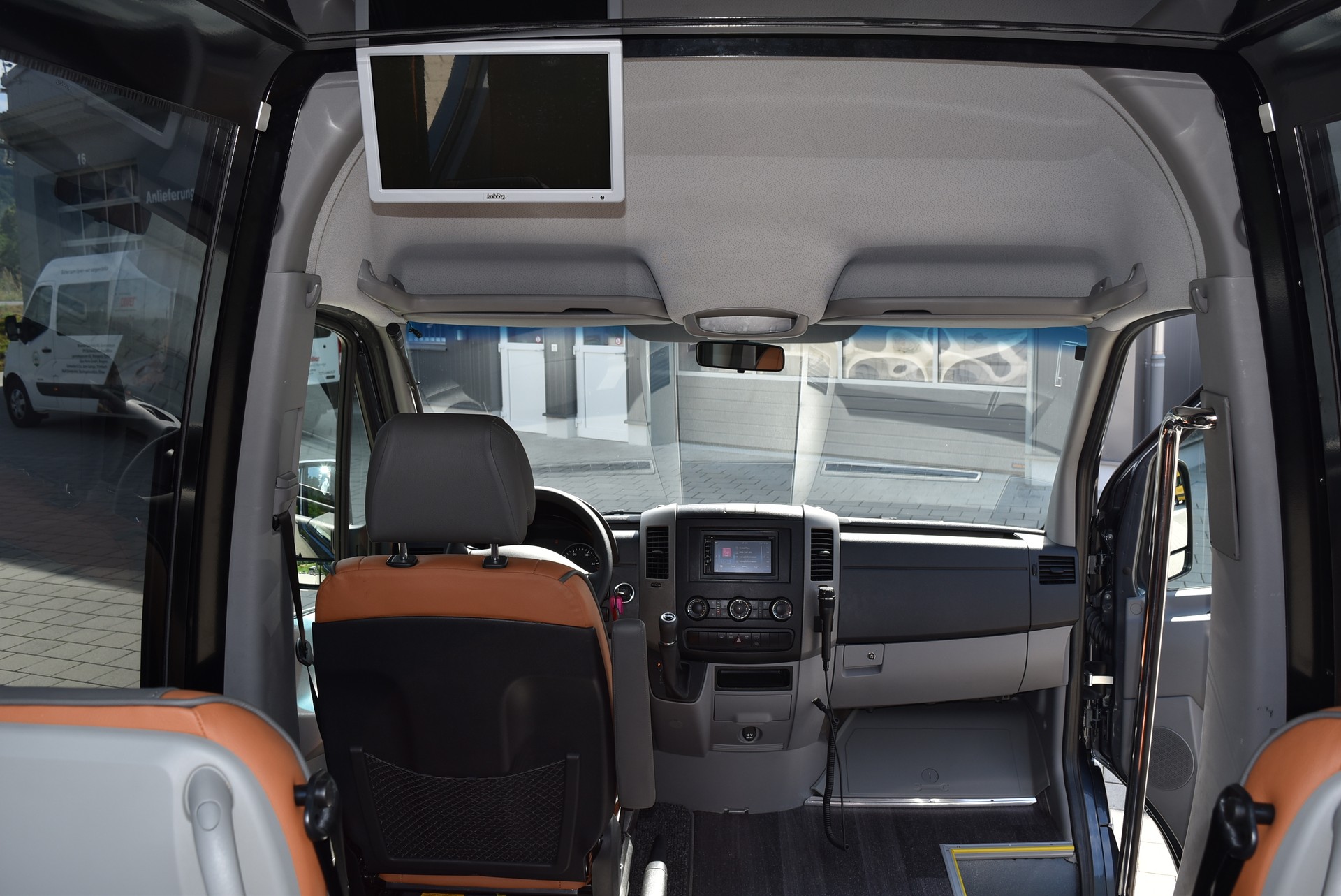 MERCEDES-BENZ Sprinter 316 Cabriobus (B27)-image-9