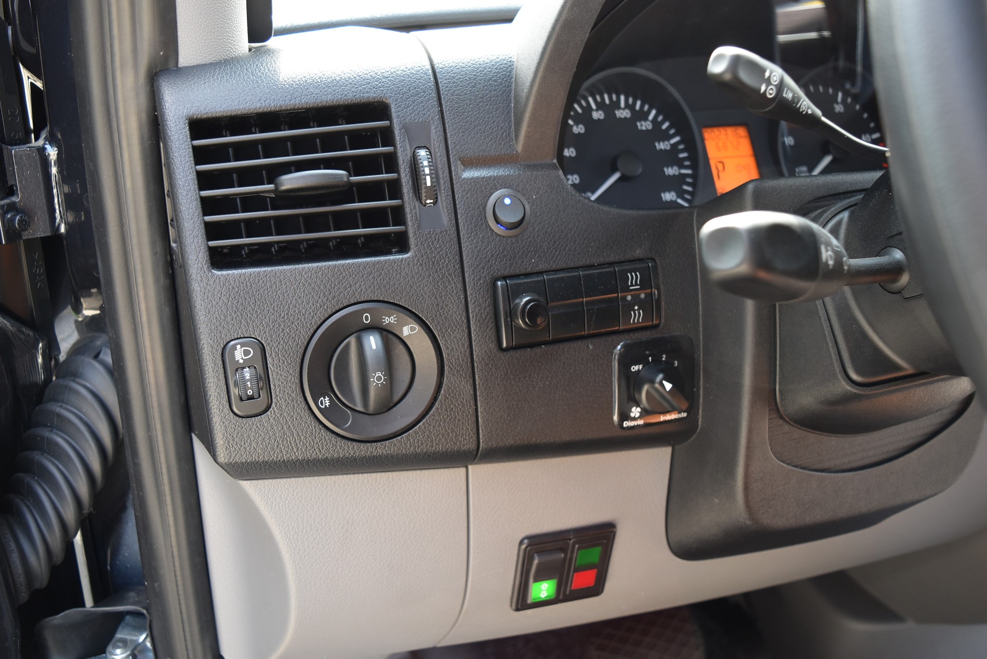 MERCEDES-BENZ Sprinter 316 Cabriobus (B27)-image-8