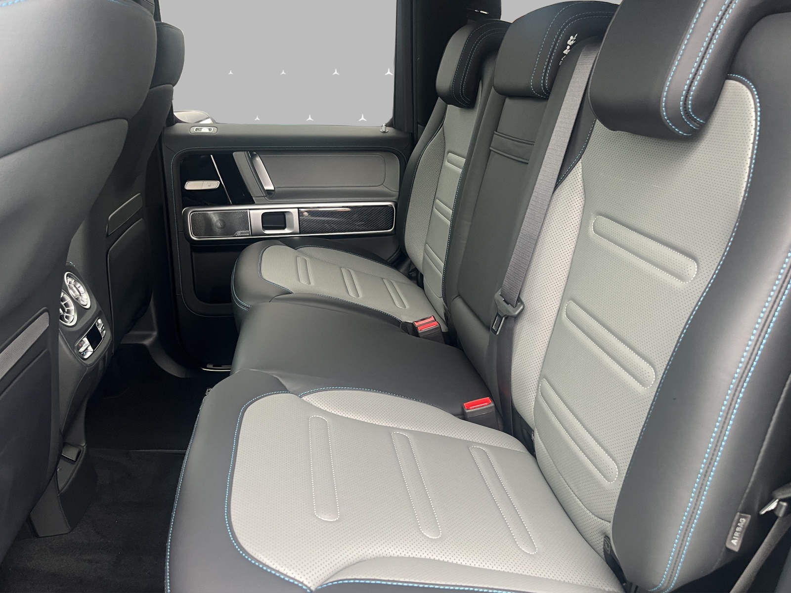 MERCEDES-BENZ G 580 EQ Edition One-image-10