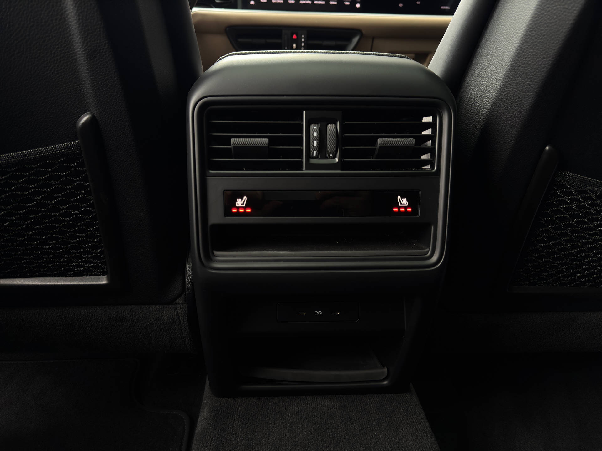 PORSCHE Cayenne S Coupé-image-12