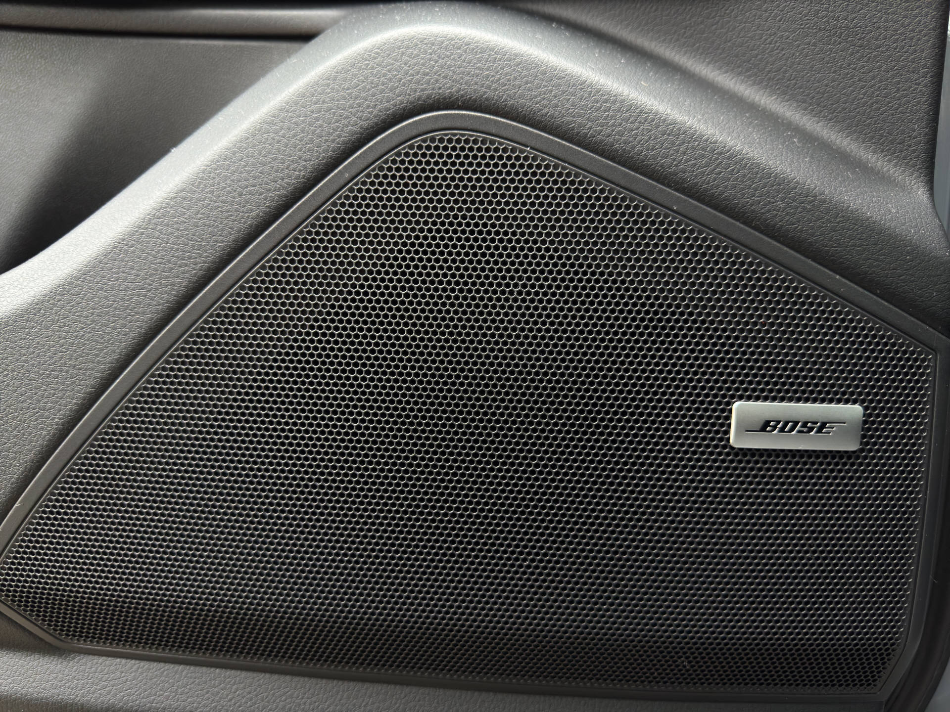 PORSCHE Cayenne S Coupé-image-11