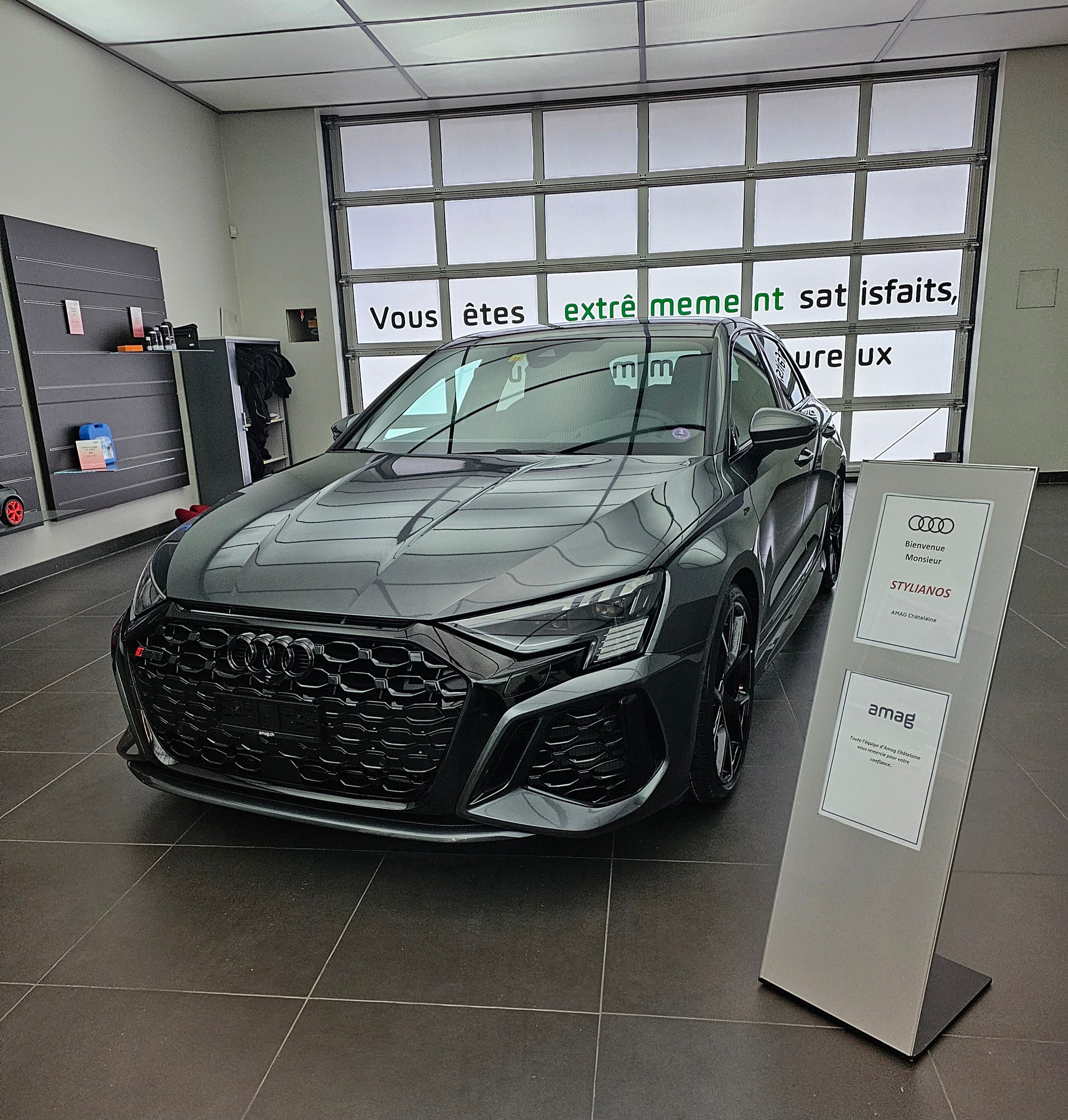 AUDI RS3 Sportback 2.5 TSI quattro S-tronic-image-0