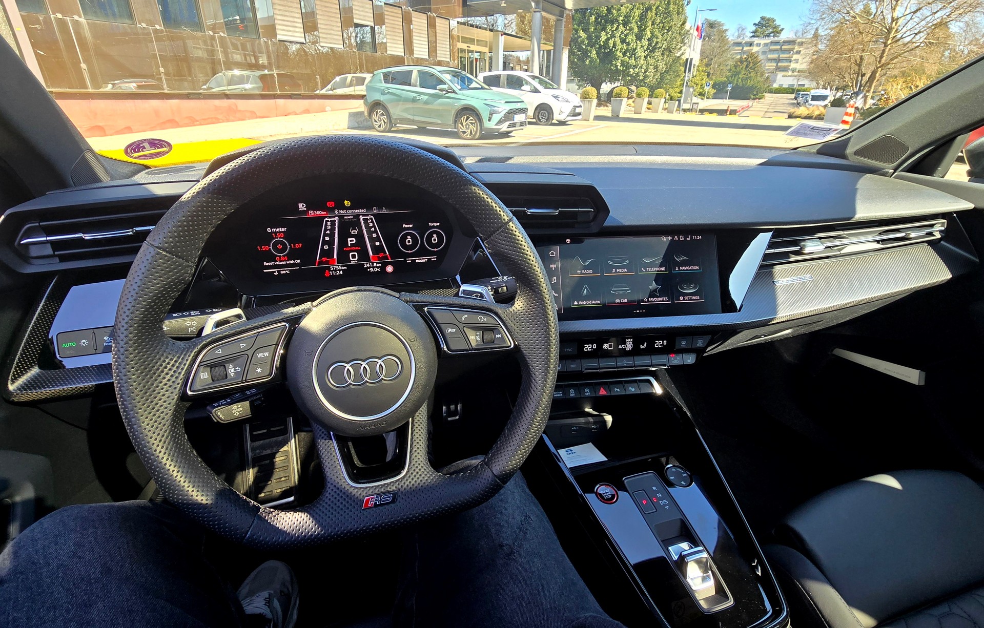 AUDI RS3 Sportback 2.5 TSI quattro S-tronic-image-5