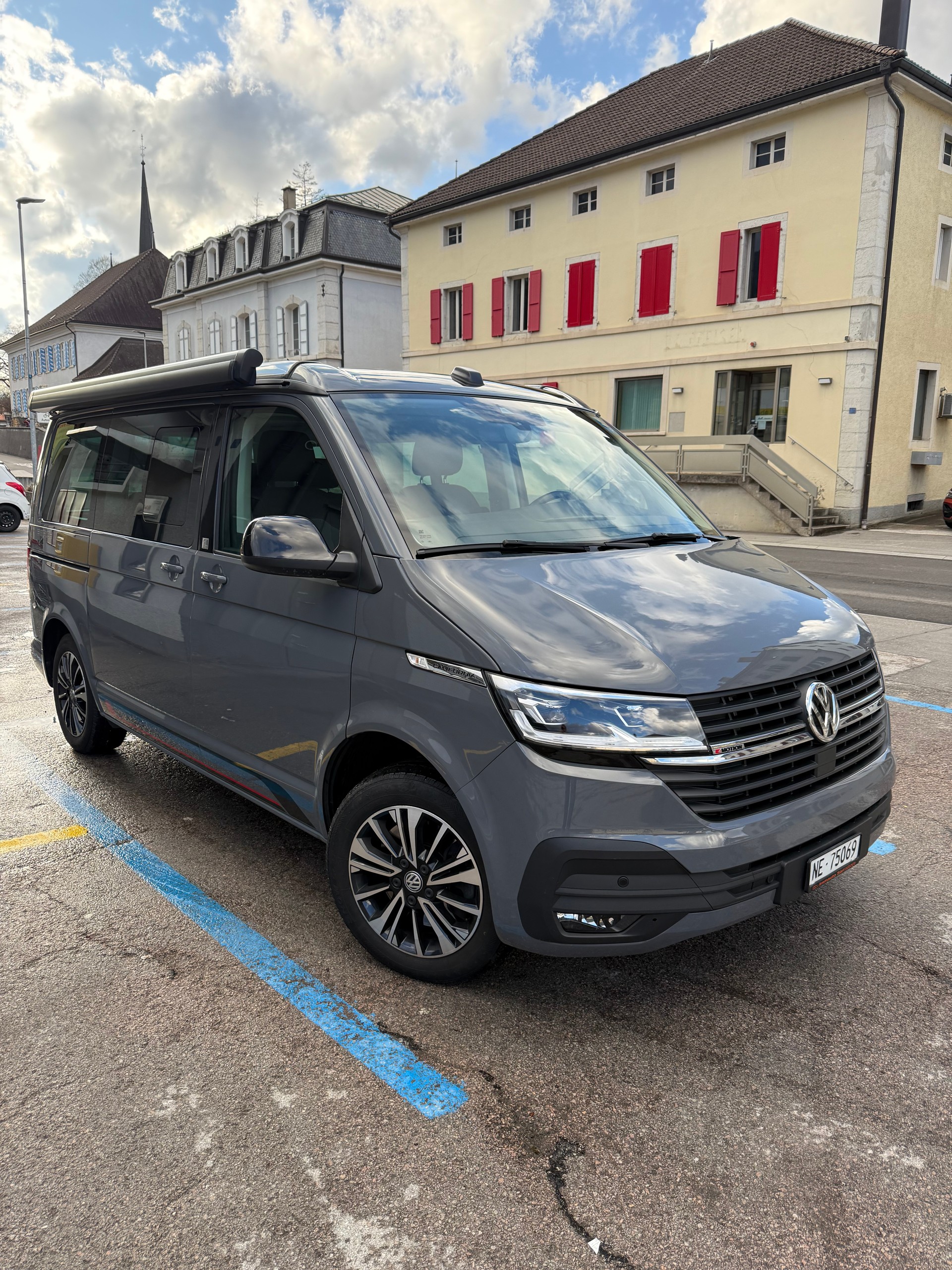 VW T6.1 California 2.0 Bi-TDI Beach Liberty DSG-image-1