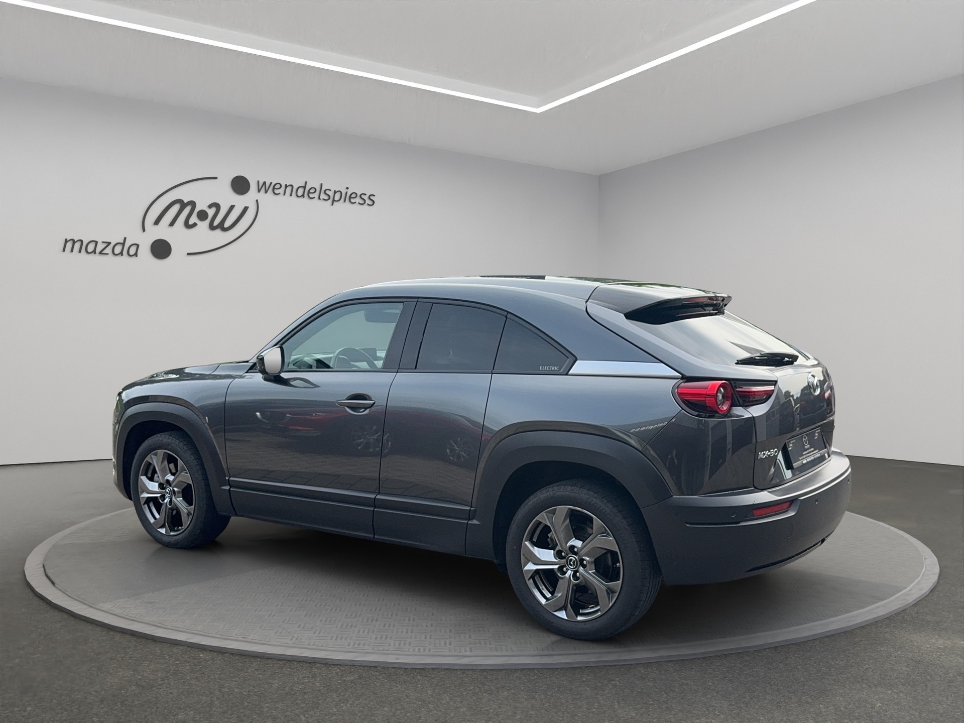 MAZDA MX-30 e-Skyactiv Revolution-image-9