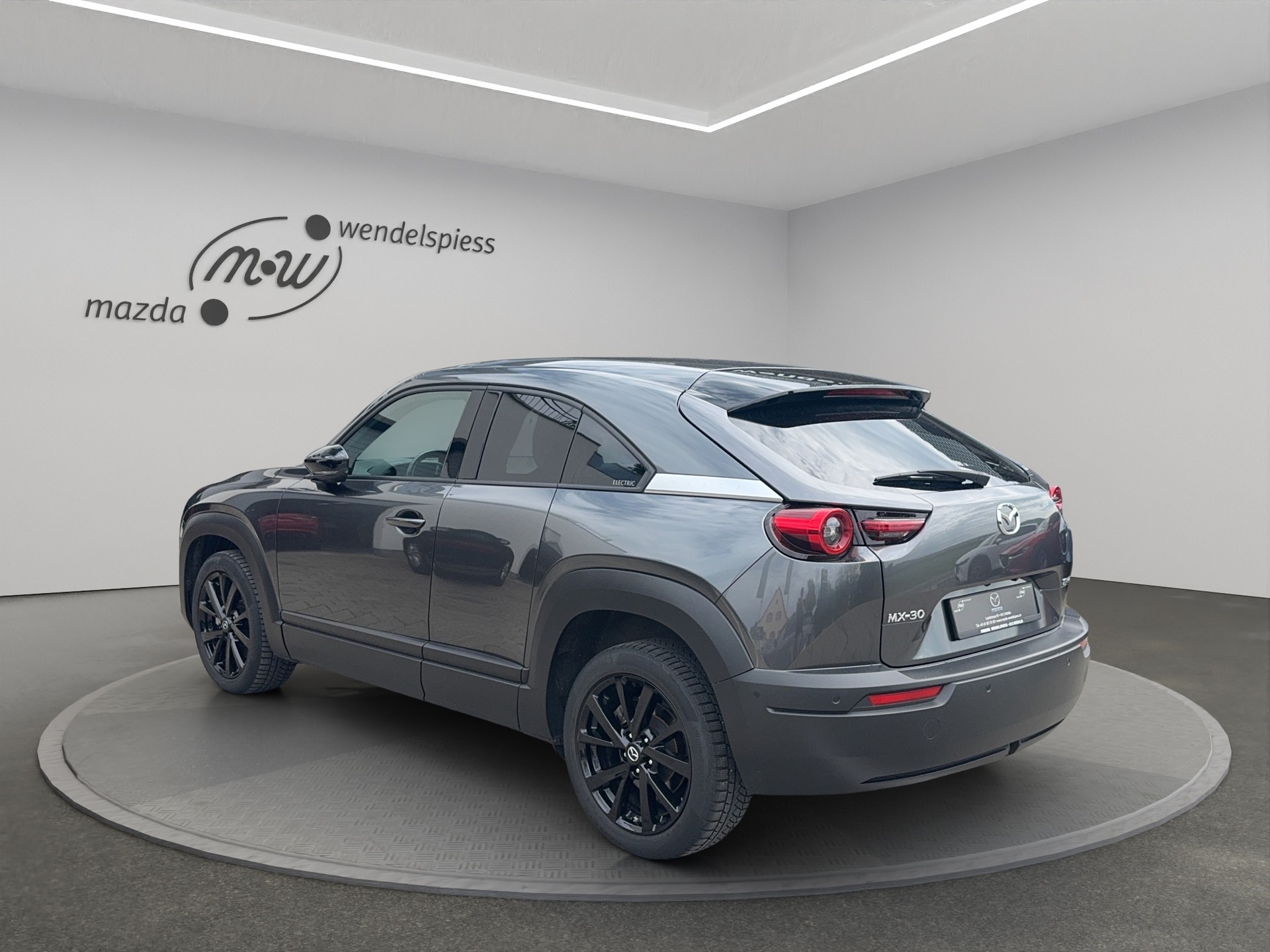 MAZDA MX-30 e-Skyactiv Revolution-image-4