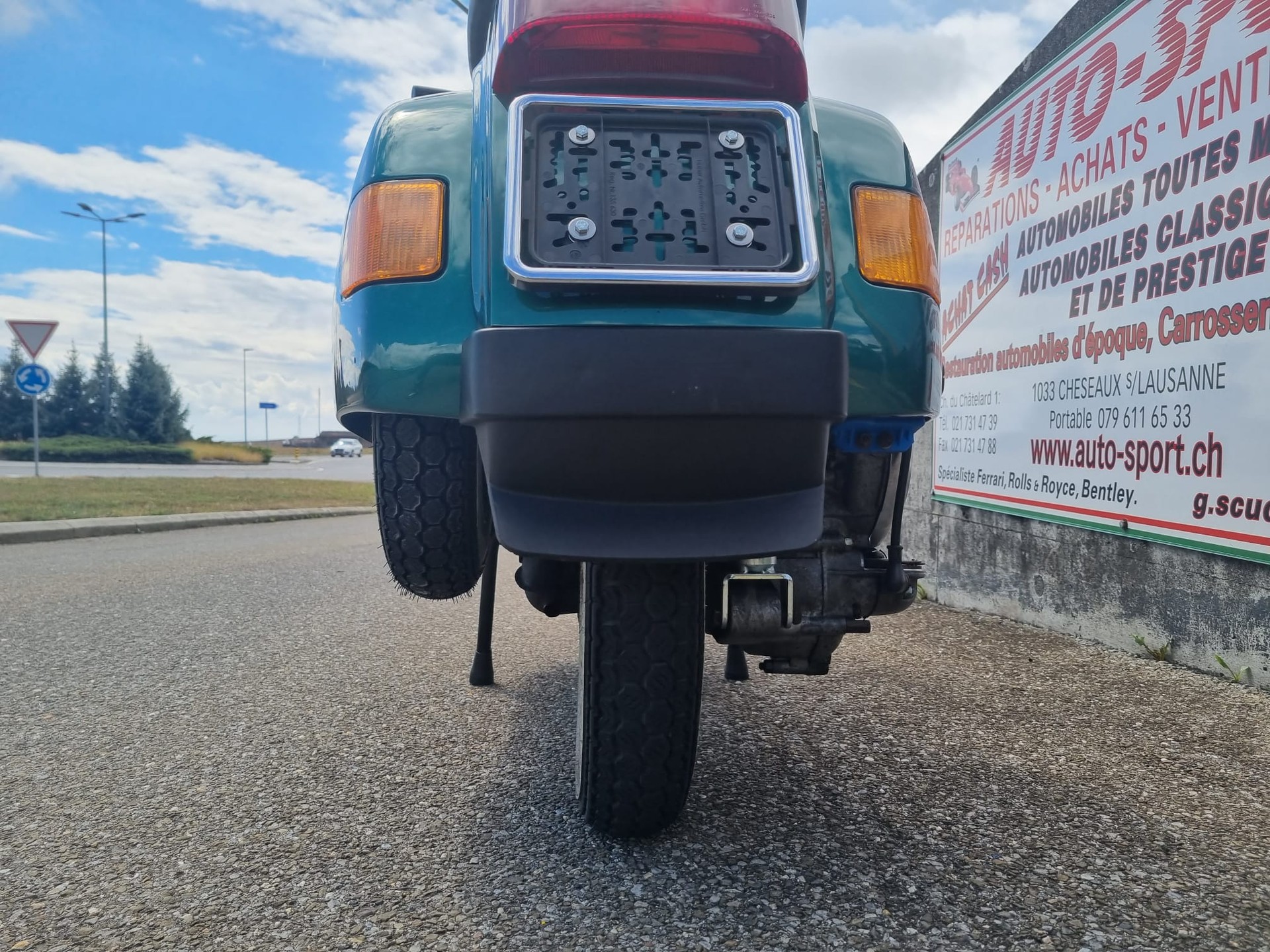 PIAGGIO Vespa Cosa 2 125 EBS Vétéran (restaurée)-image-13