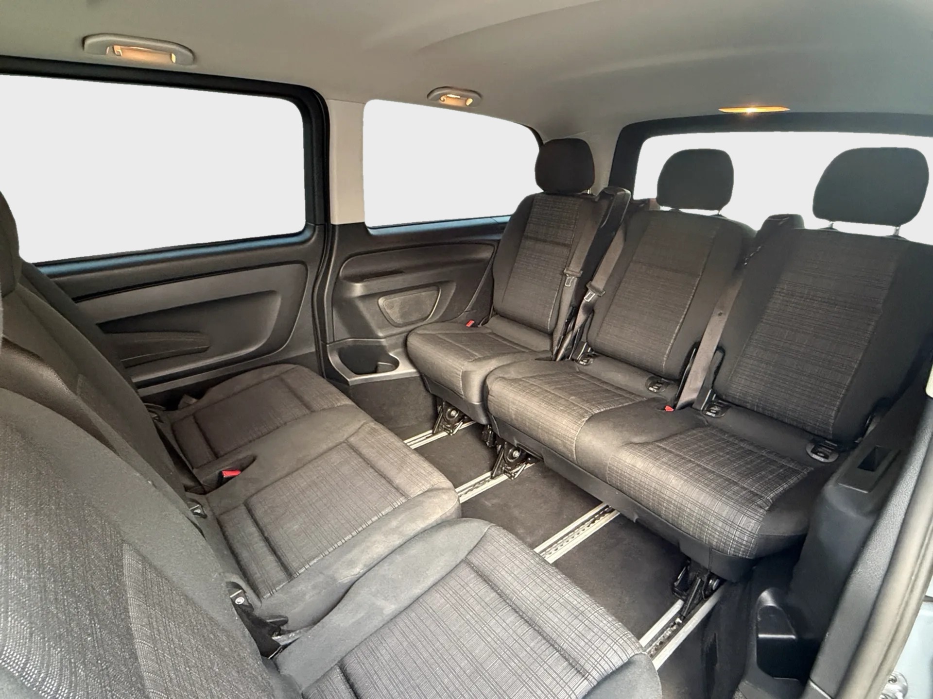 MERCEDES-BENZ Vito 116 BlueTec Tourer Base L 4Matic 7G-Tronic-image-9