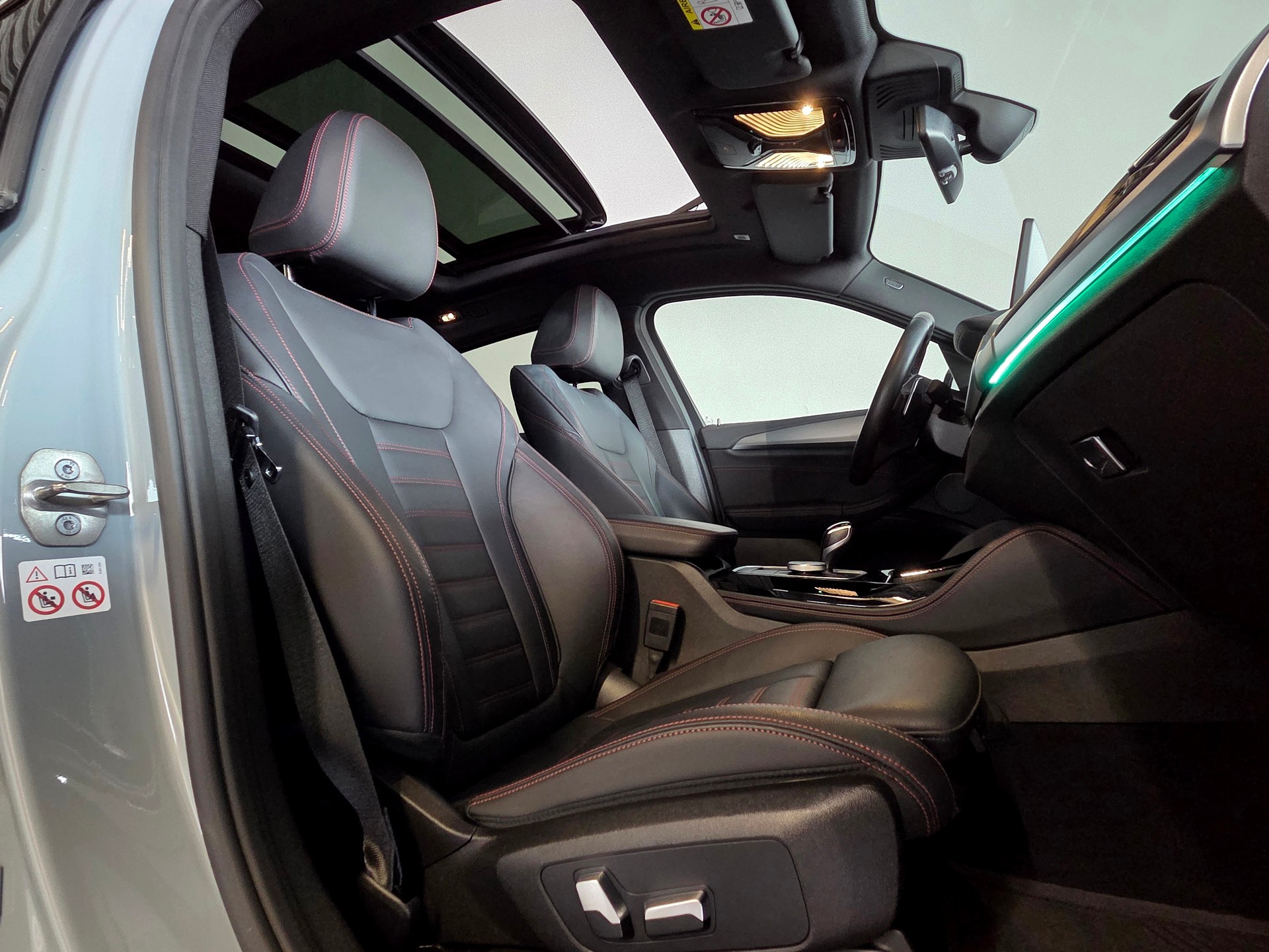 BMW X4 M40i 48V Facelift-image-4