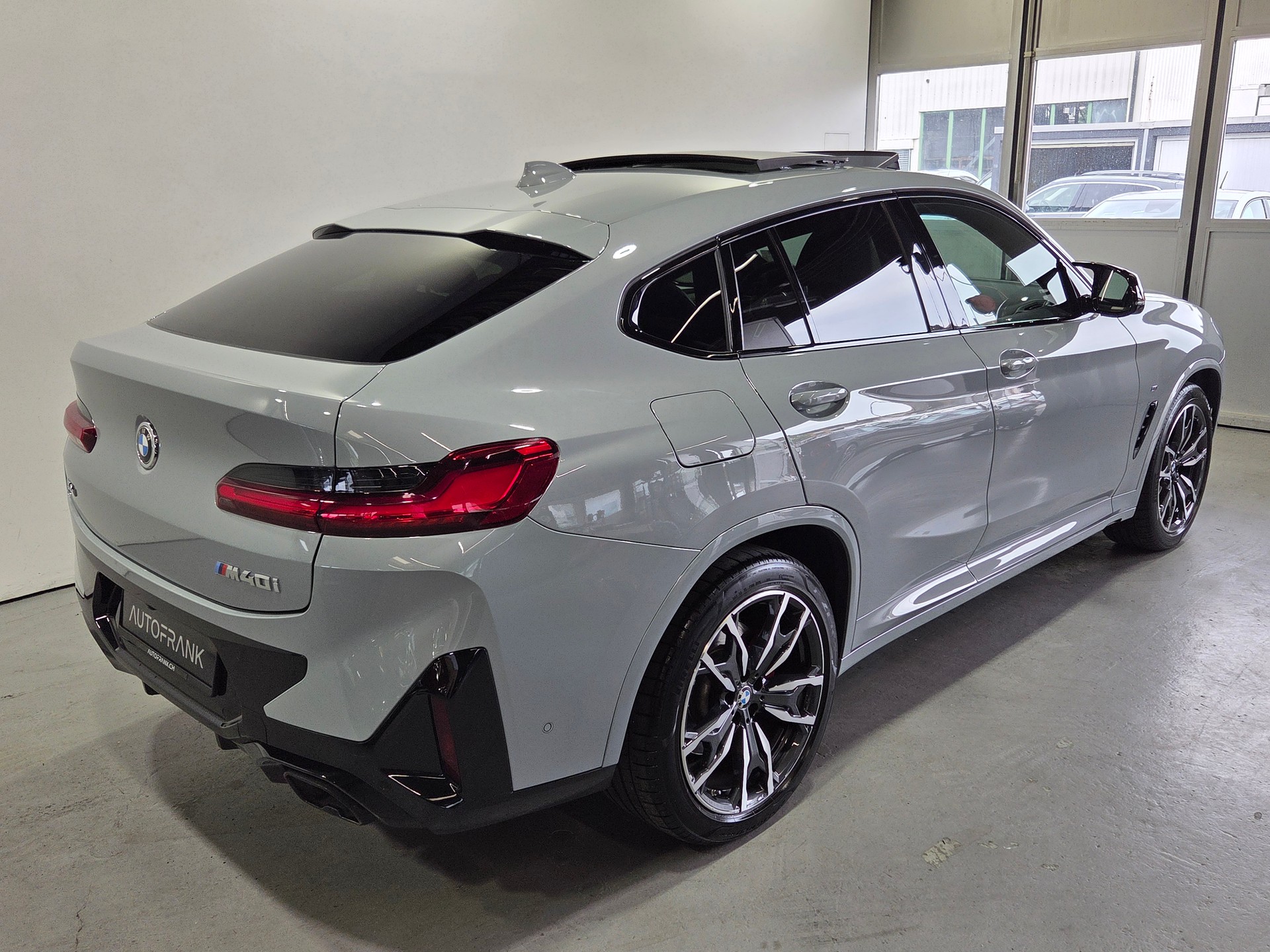 BMW X4 M40i 48V Facelift-image-14