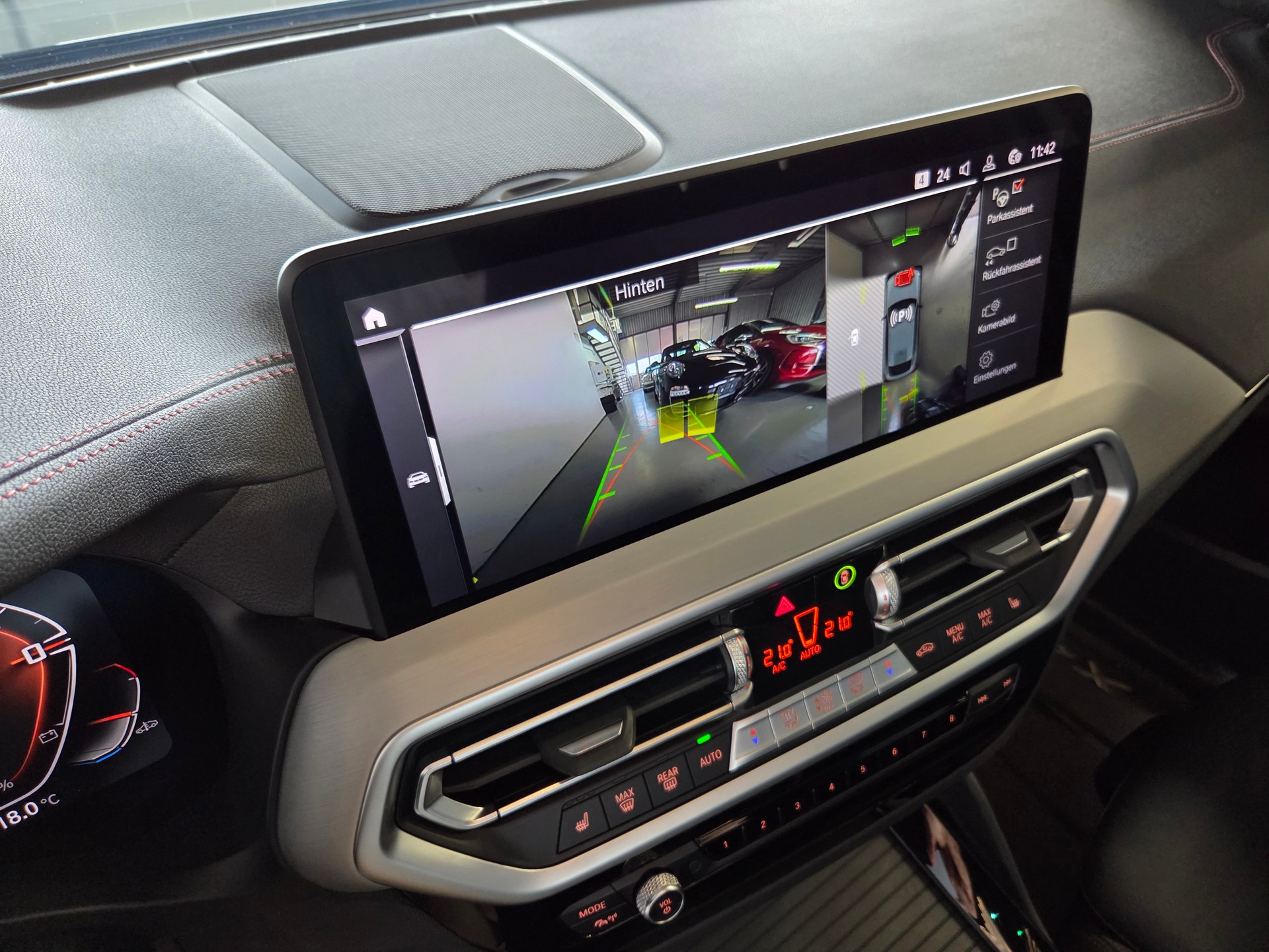 BMW X4 M40i 48V Facelift-image-5