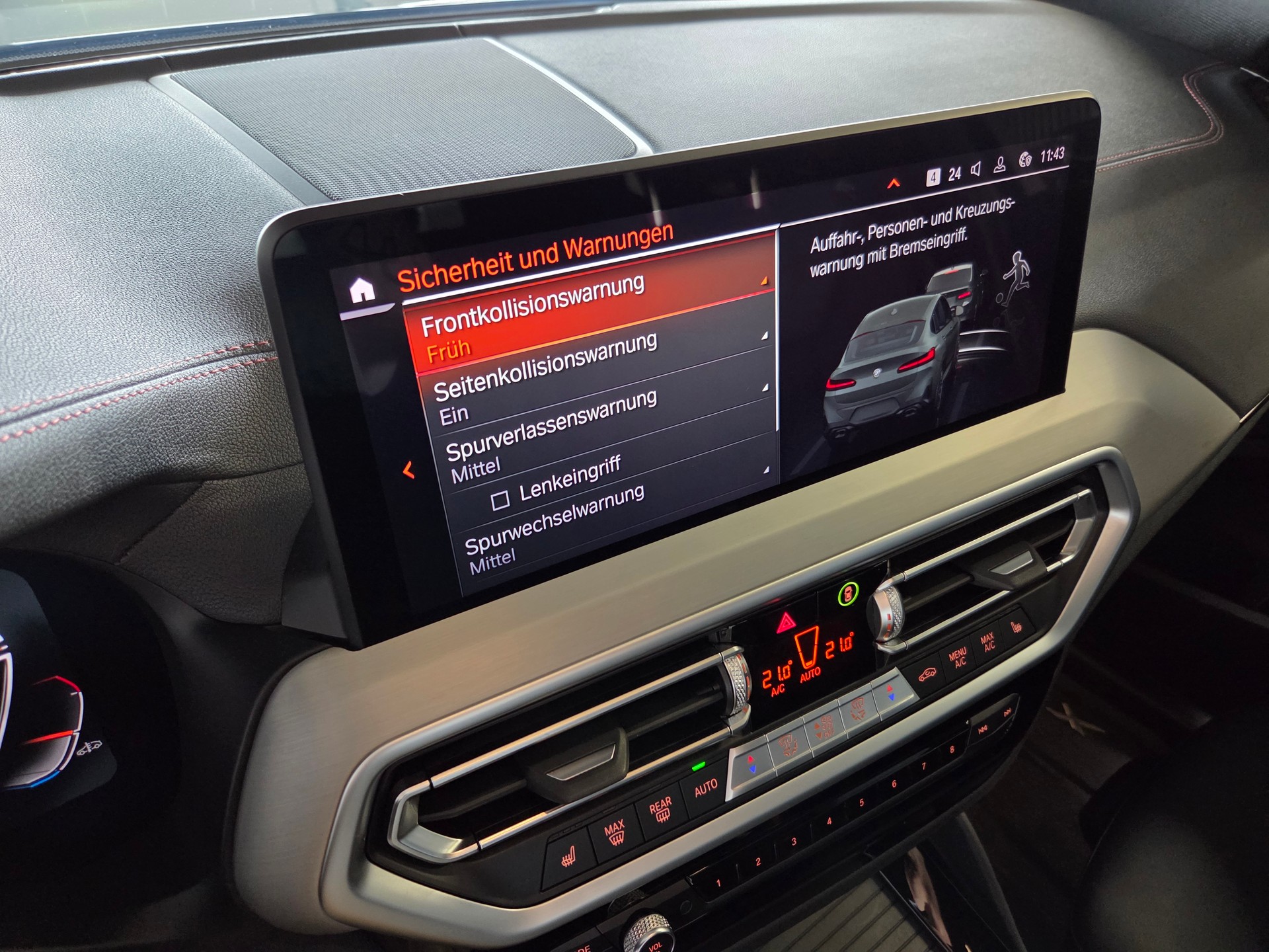 BMW X4 M40i 48V Facelift-image-12