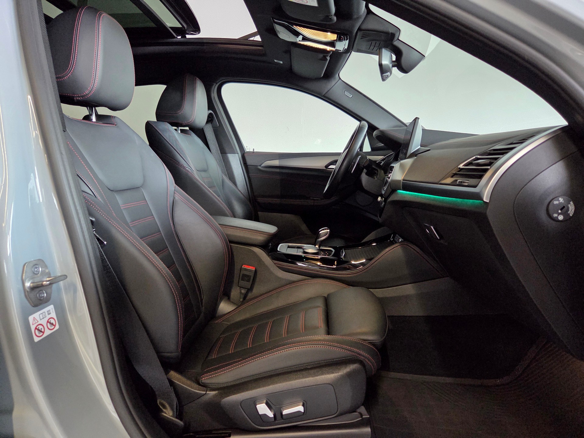 BMW X4 M40i 48V Facelift-image-8
