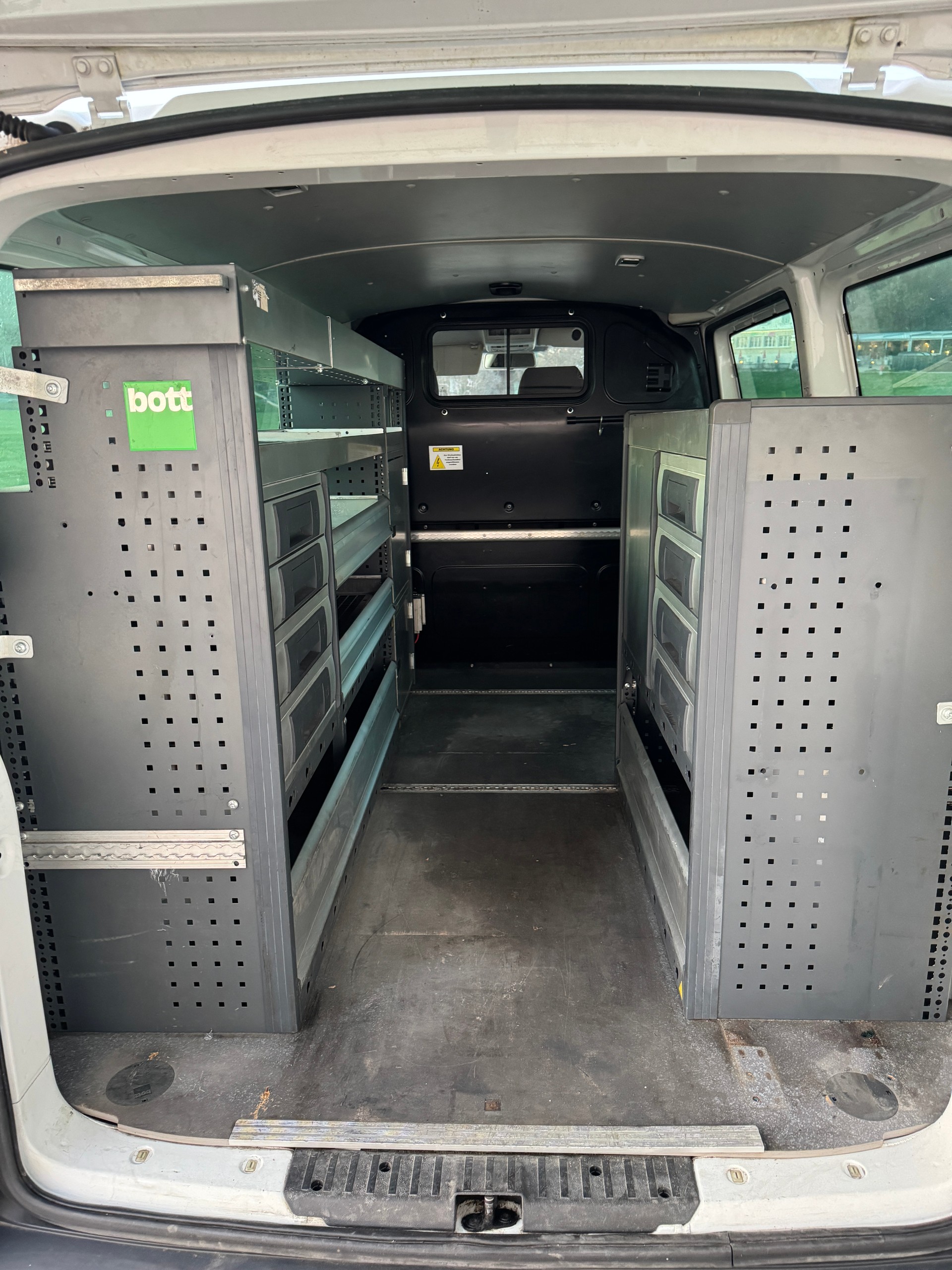 VW T6 2.0 TDI 4Motion-image-4