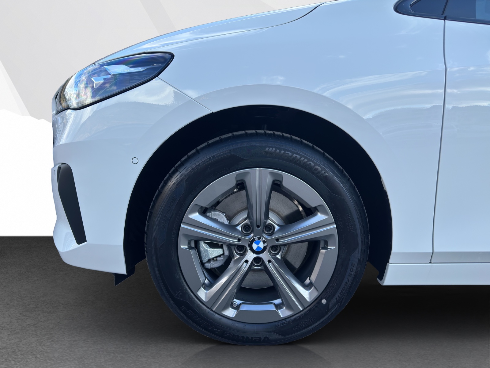 BMW 223d xDrive Active Tourer-image-15