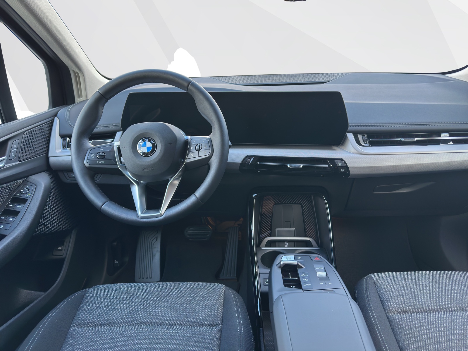 BMW 223d xDrive Active Tourer-image-10