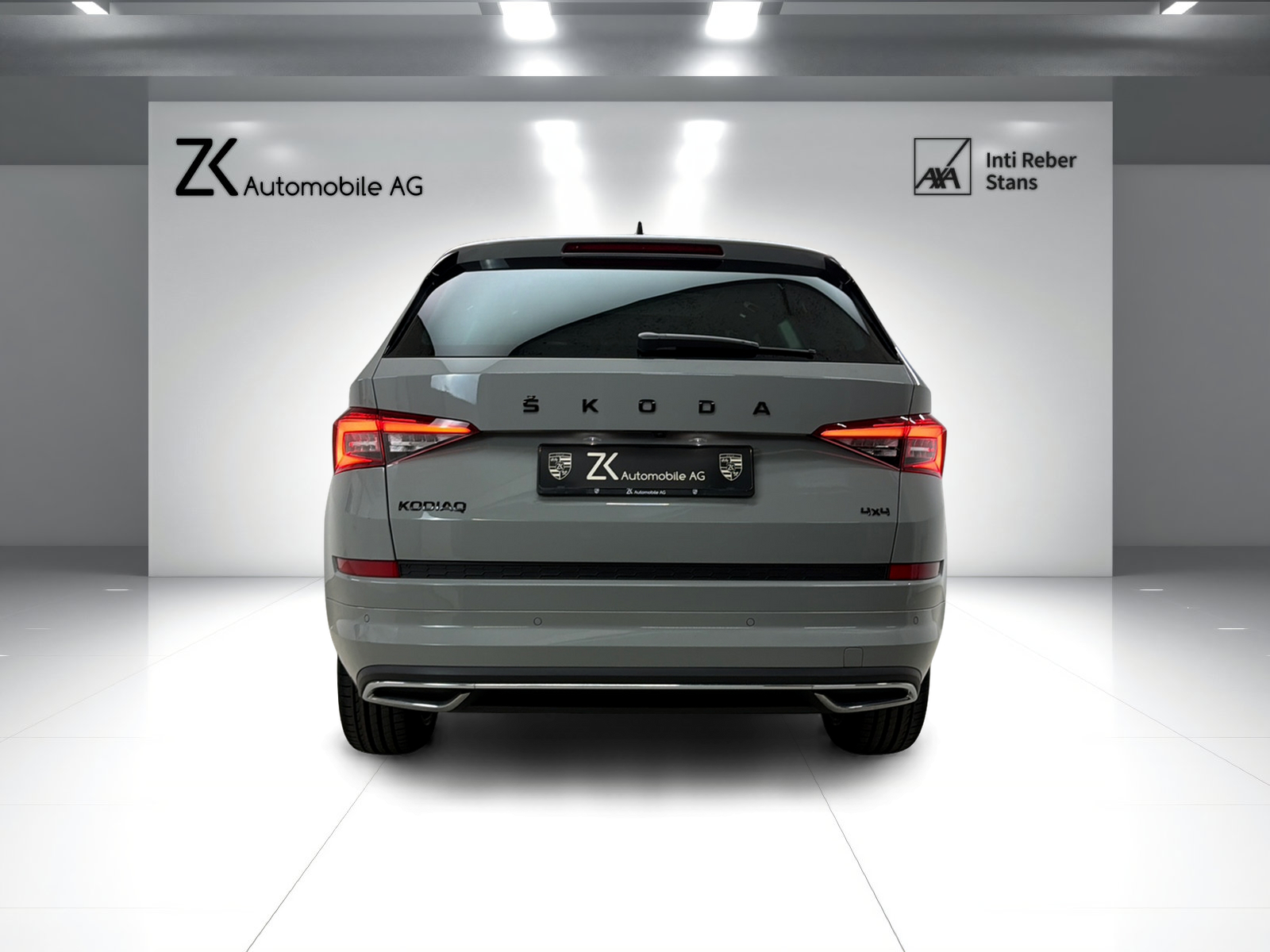 SKODA Kodiaq 2.0 TSI 4x4 Stahl Grau 7. Plätzer SportLine ★ 360° Kamera ★ Panoramadach ★ Keyless Go ★ AHK Schwenkbar ★-image-4