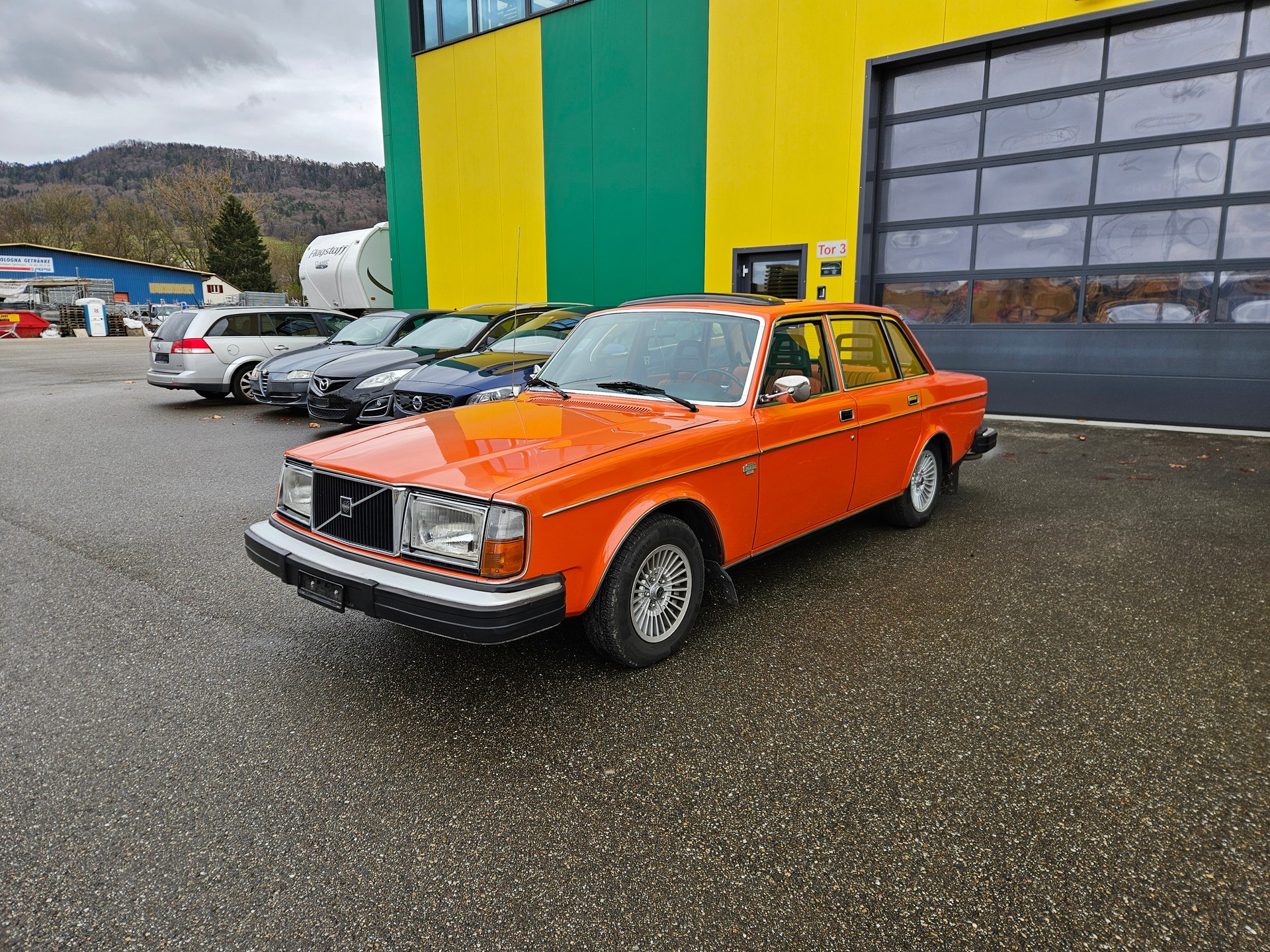 VOLVO Volvo 264-image-0