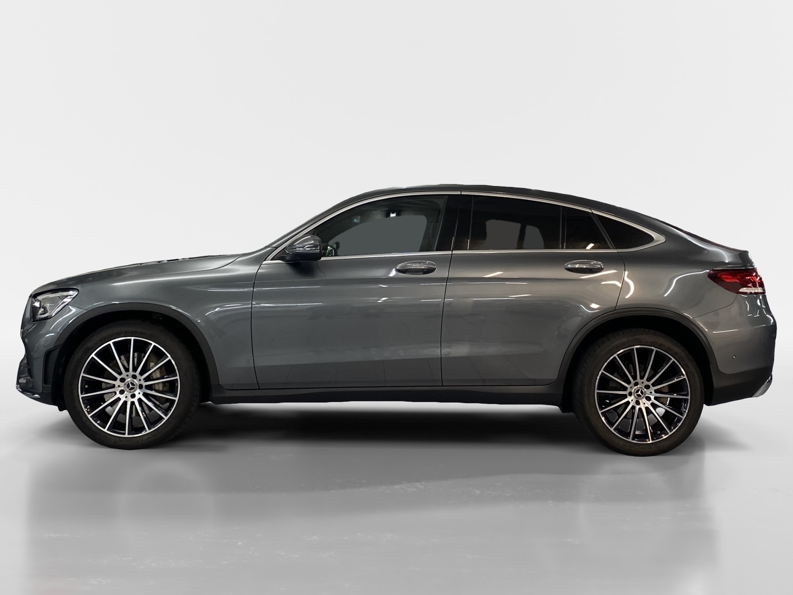 MERCEDES-BENZ GLC 300 d AMG Line 4MATIC Coupé-image-2