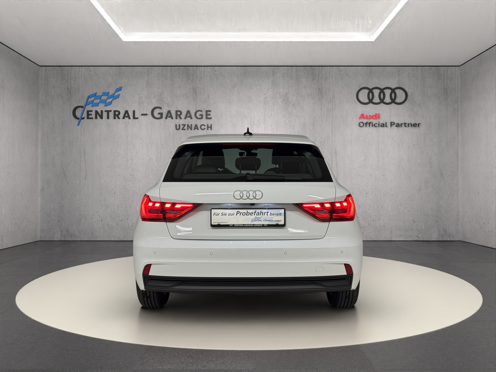 AUDI A1 Sportback 30 TFSI Attraction S-tronic-image-3