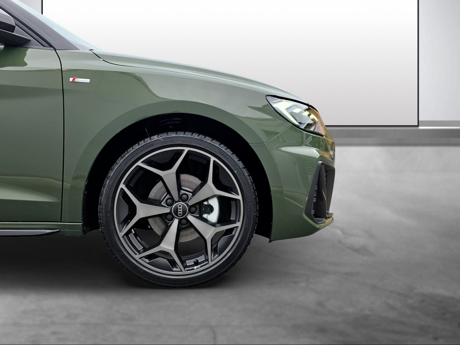 AUDI A1 Sportback 35 TFSI S Line S-tronic-image-14