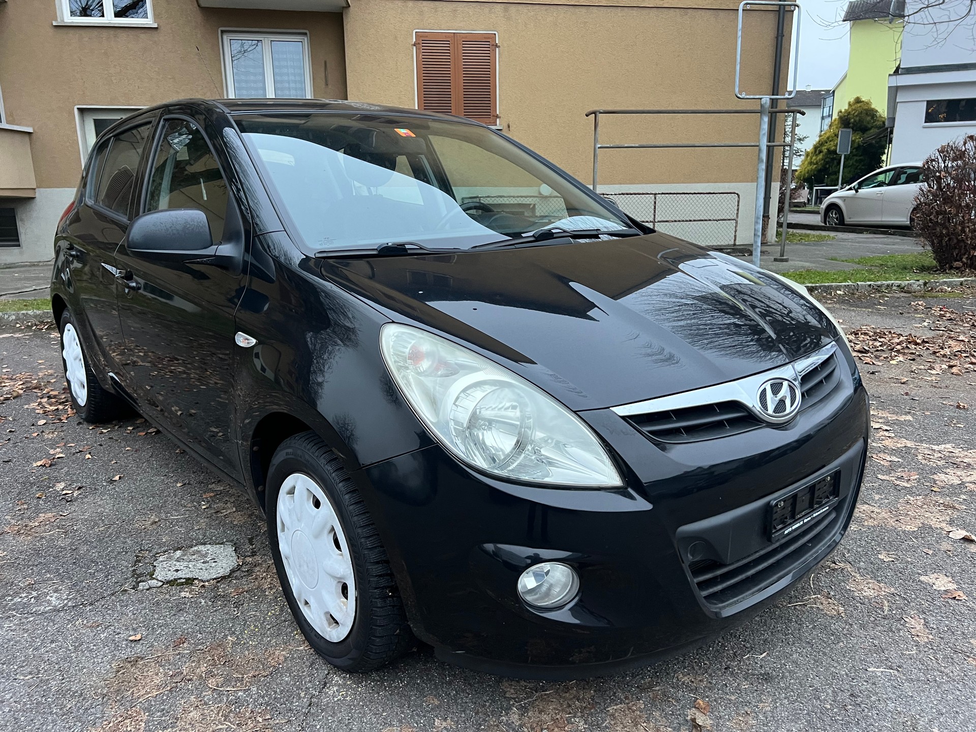HYUNDAI i20 1.6 Premium Automatic-image-5