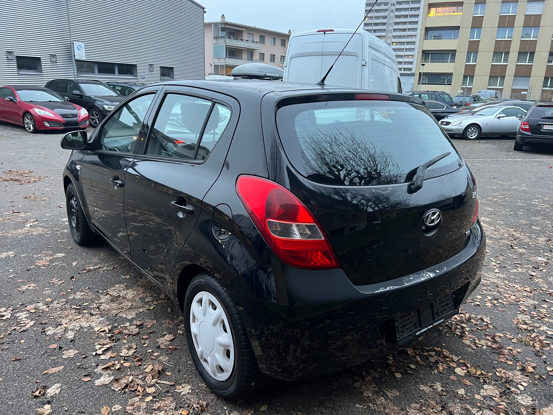HYUNDAI i20 1.6 Premium Automatic-image-2