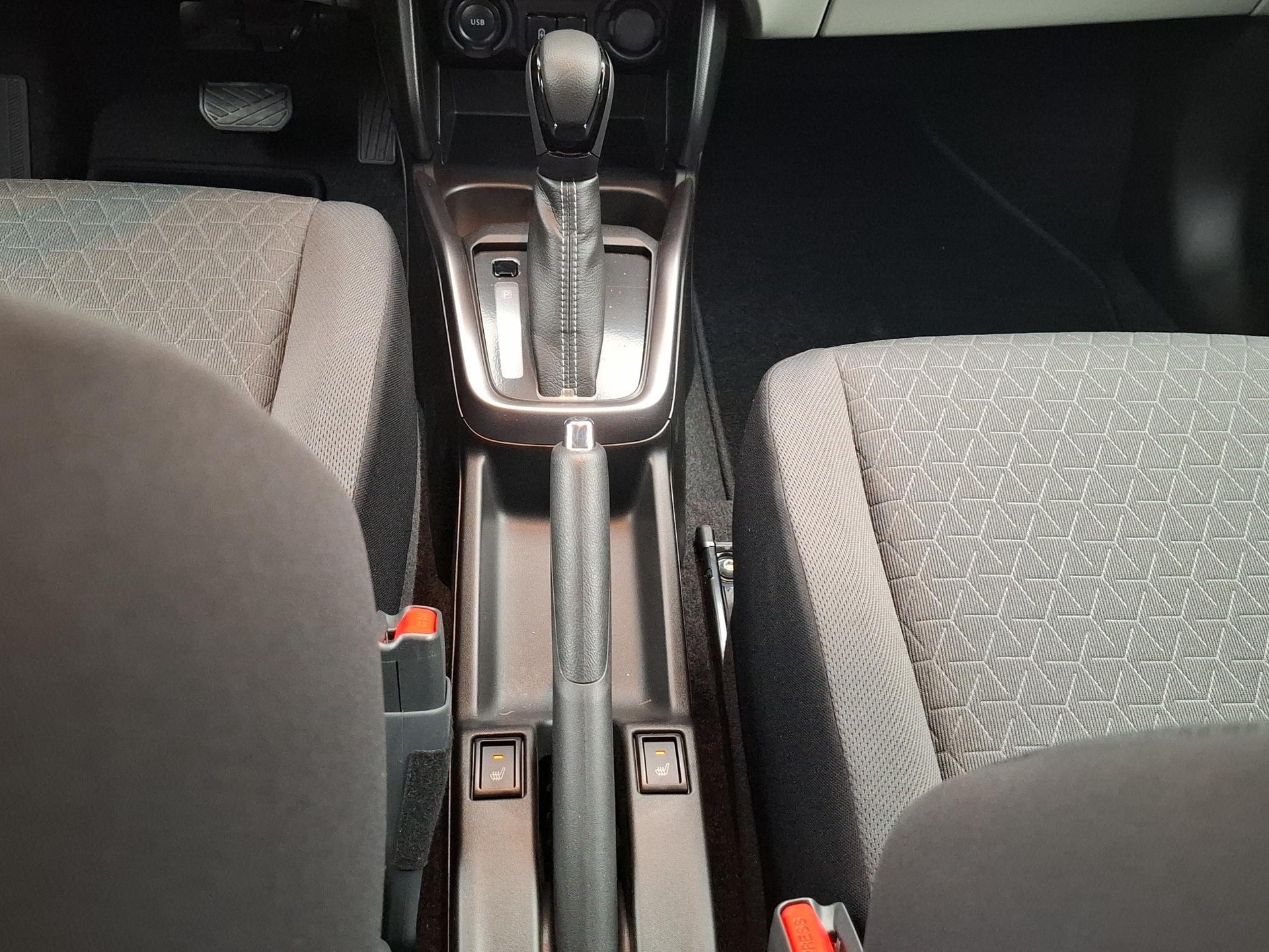 SUZUKI Swift 1.2 Sakura Top Hybrid Automat-image-9