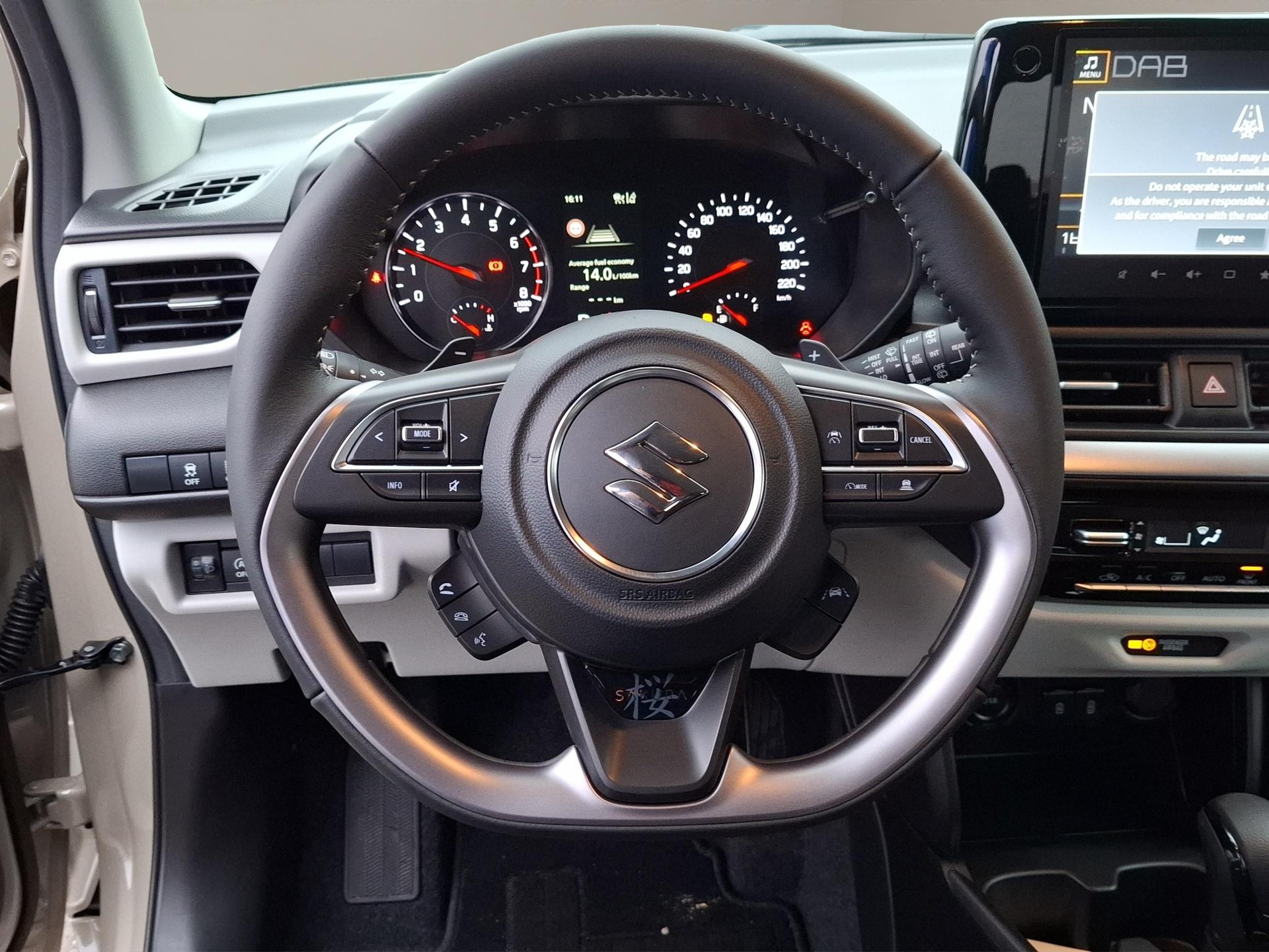 SUZUKI Swift 1.2 Sakura Top Hybrid Automat-image-6