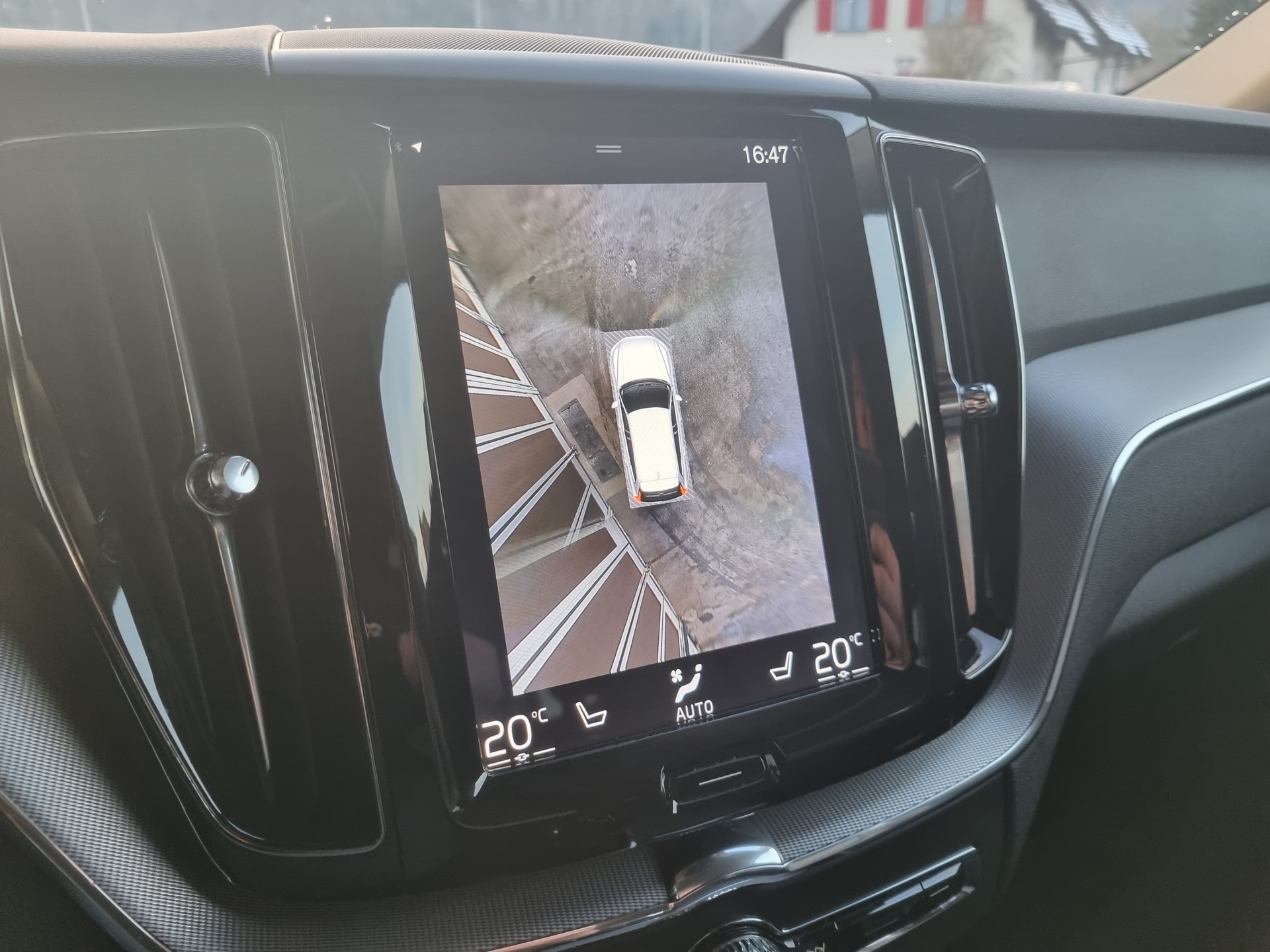 VOLVO XC60 D5 AWD Inscription Geartronic-image-12