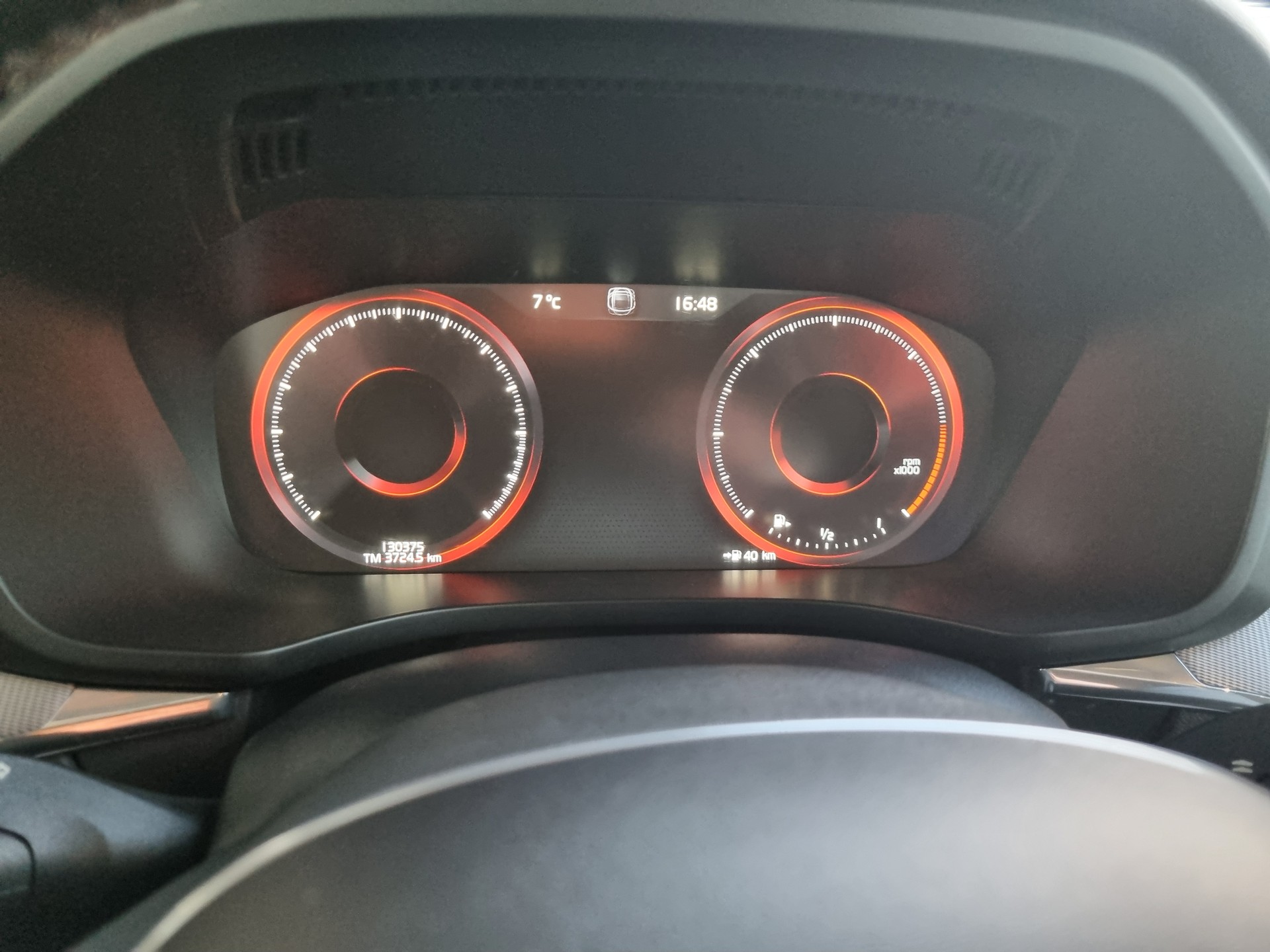 VOLVO XC60 D5 AWD Inscription Geartronic-image-16