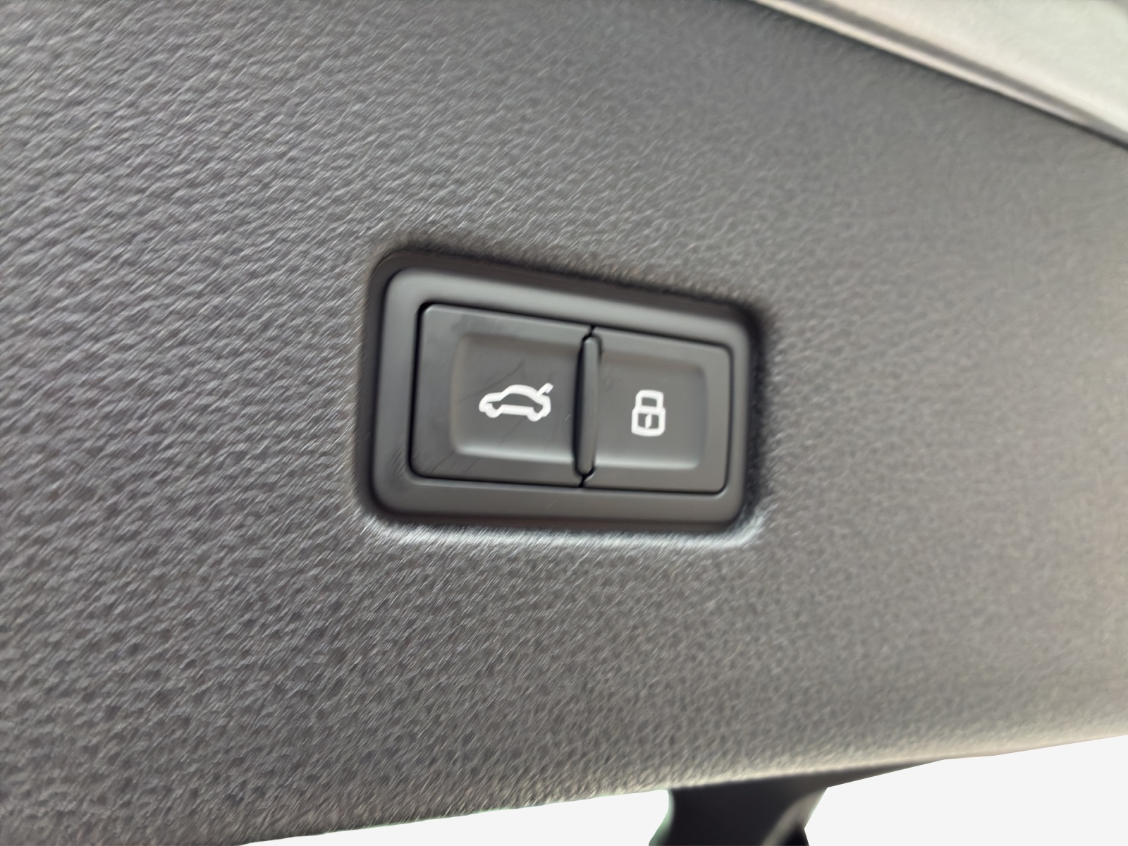 AUDI Q8 SUV TDI quattro 210 kW tiptronic-image-13
